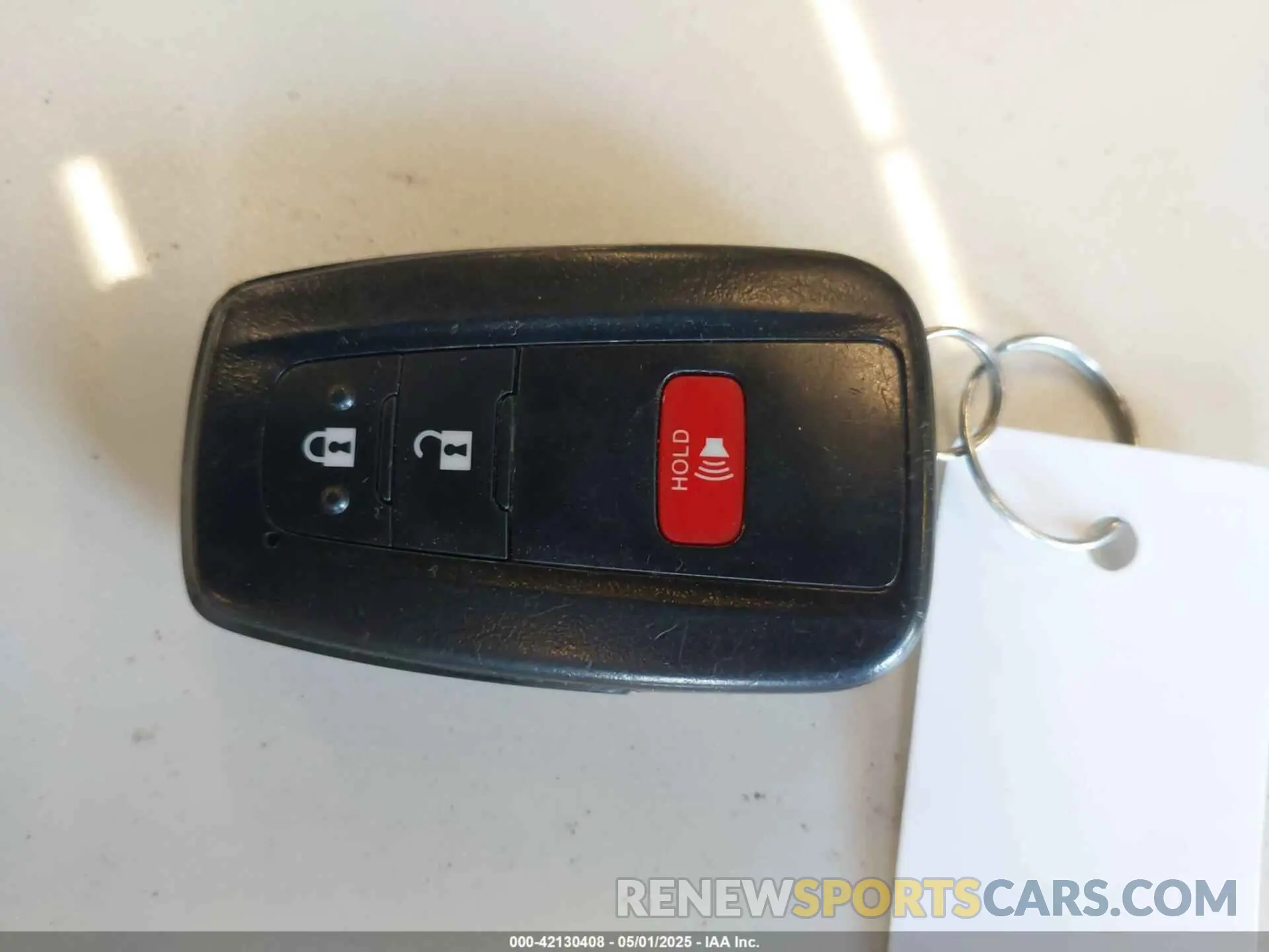 11 Photograph of a damaged car 2T3P1RFV4KC006371 TOYOTA RAV4 2019