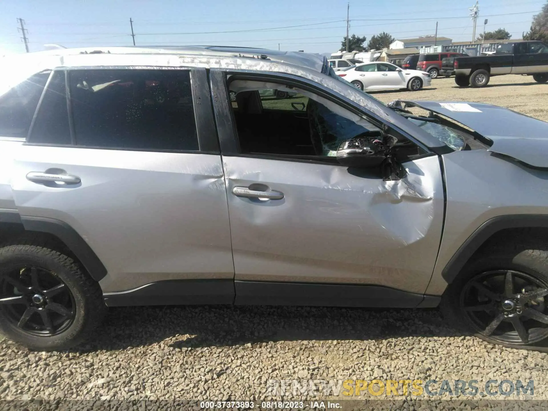 13 Photograph of a damaged car 2T3P1RFV4KC008069 TOYOTA RAV4 2019
