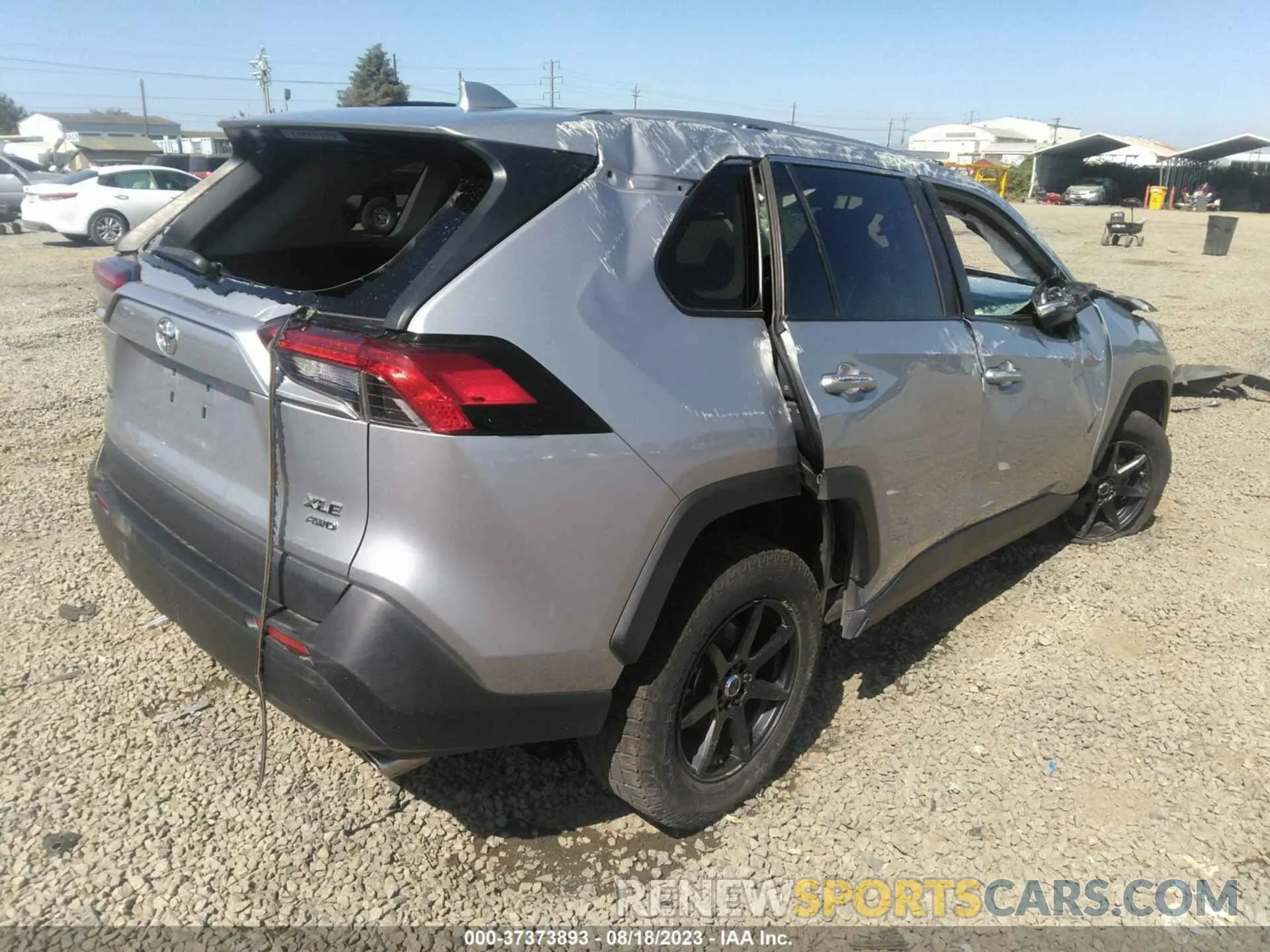 4 Photograph of a damaged car 2T3P1RFV4KC008069 TOYOTA RAV4 2019