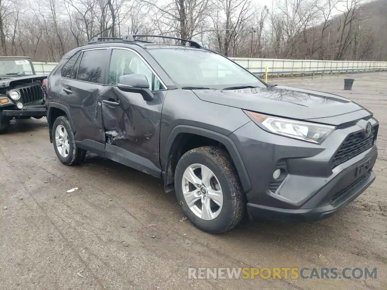 9 Photograph of a damaged car 2T3P1RFV4KC023400 TOYOTA RAV4 2019