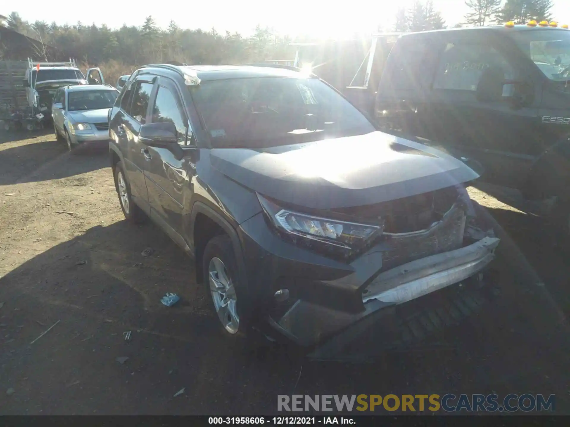 1 Photograph of a damaged car 2T3P1RFV4KC041072 TOYOTA RAV4 2019