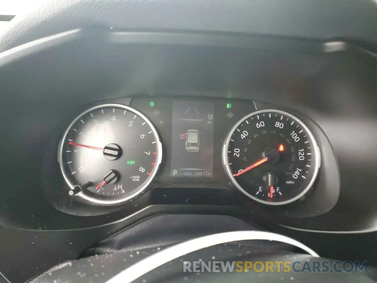 9 Photograph of a damaged car 2T3P1RFV4KW018292 TOYOTA RAV4 2019