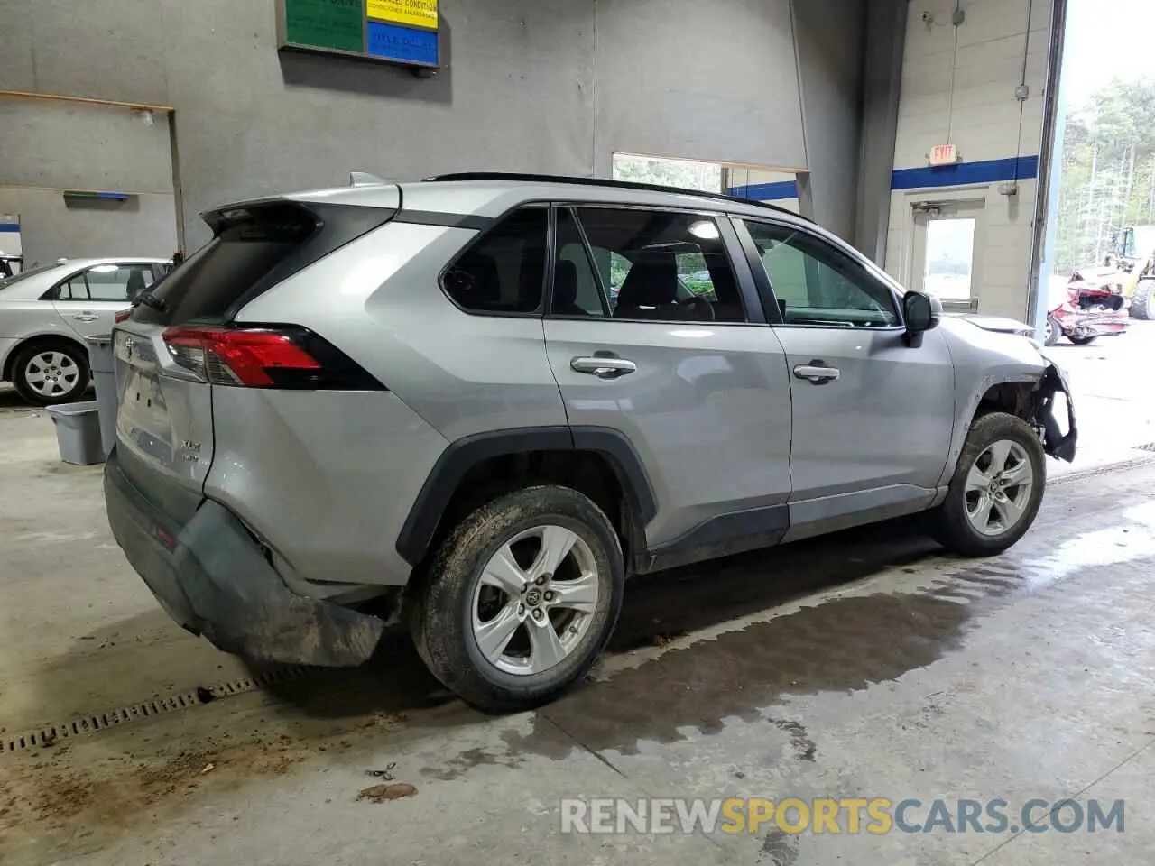 3 Photograph of a damaged car 2T3P1RFV4KW042785 TOYOTA RAV4 2019