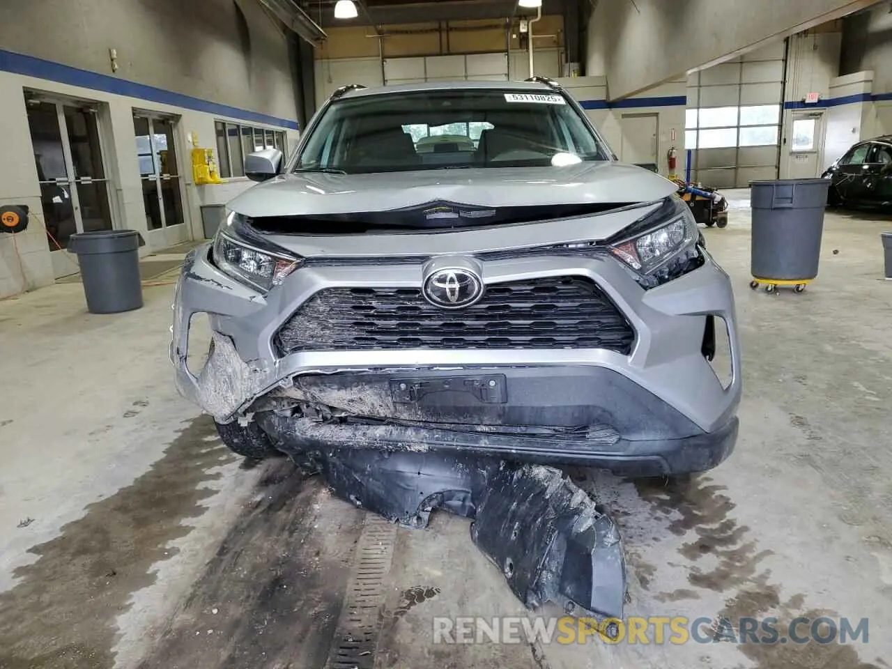 5 Photograph of a damaged car 2T3P1RFV4KW042785 TOYOTA RAV4 2019