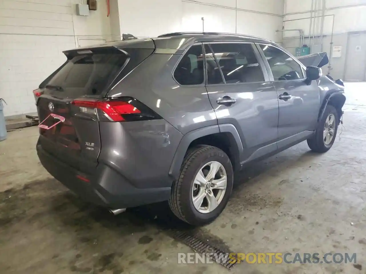 4 Photograph of a damaged car 2T3P1RFV4KW043600 TOYOTA RAV4 2019