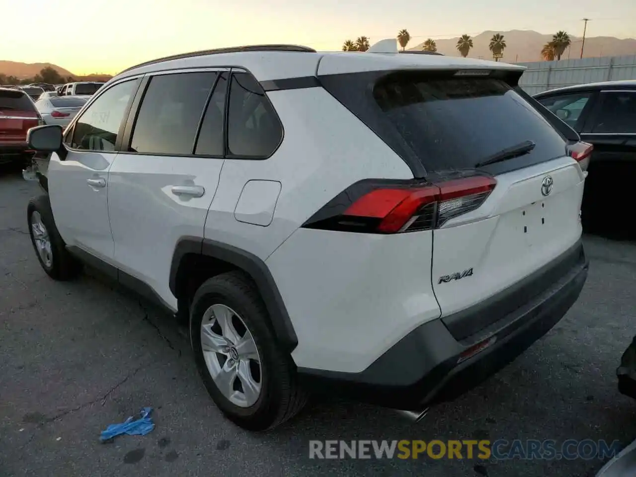 3 Photograph of a damaged car 2T3P1RFV4KW045993 TOYOTA RAV4 2019