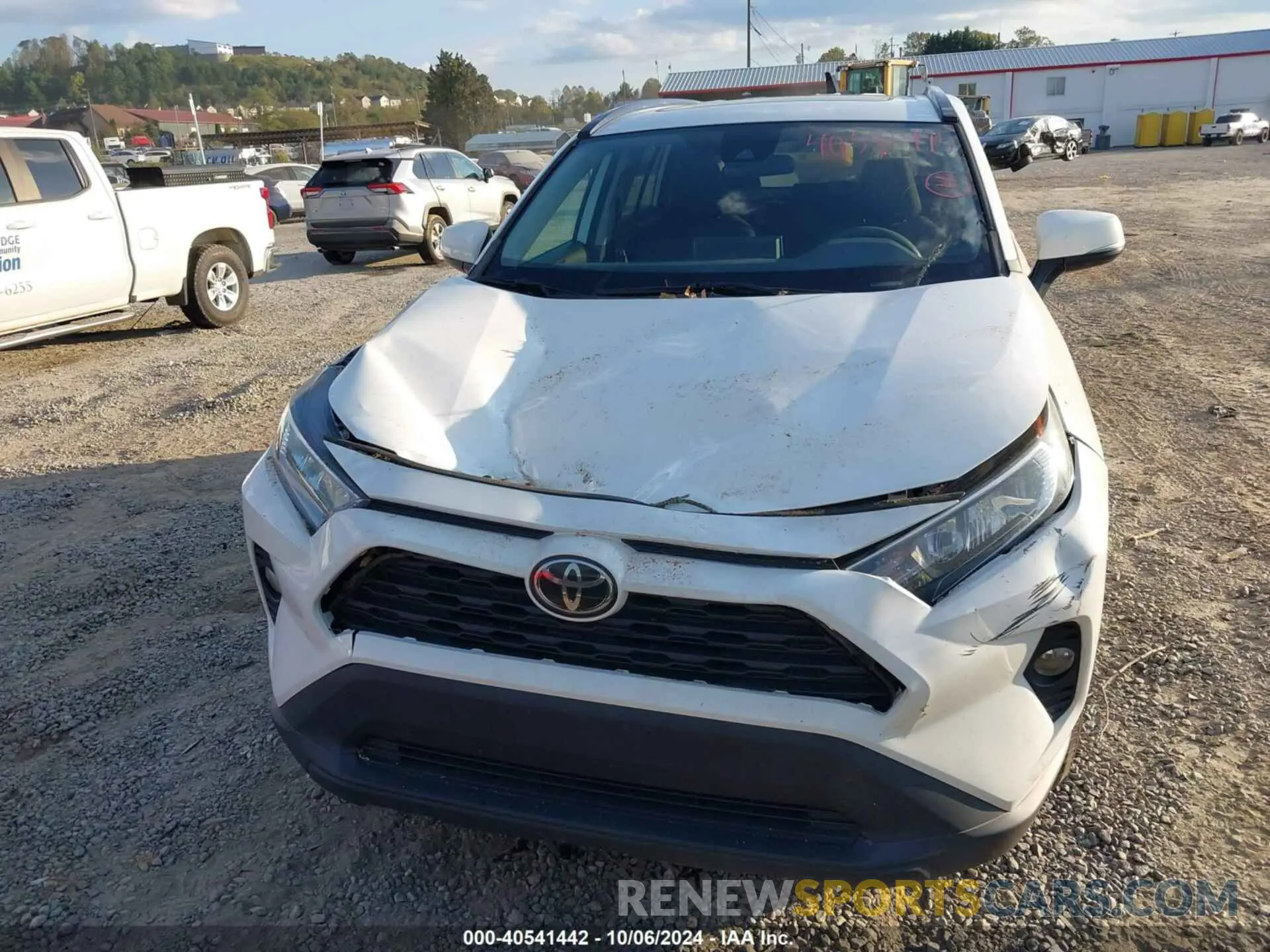 12 Photograph of a damaged car 2T3P1RFV4KW059764 TOYOTA RAV4 2019