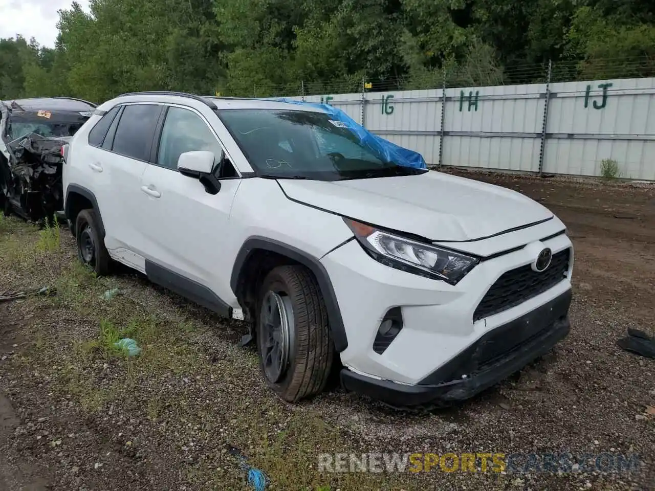 1 Photograph of a damaged car 2T3P1RFV4KW065466 TOYOTA RAV4 2019