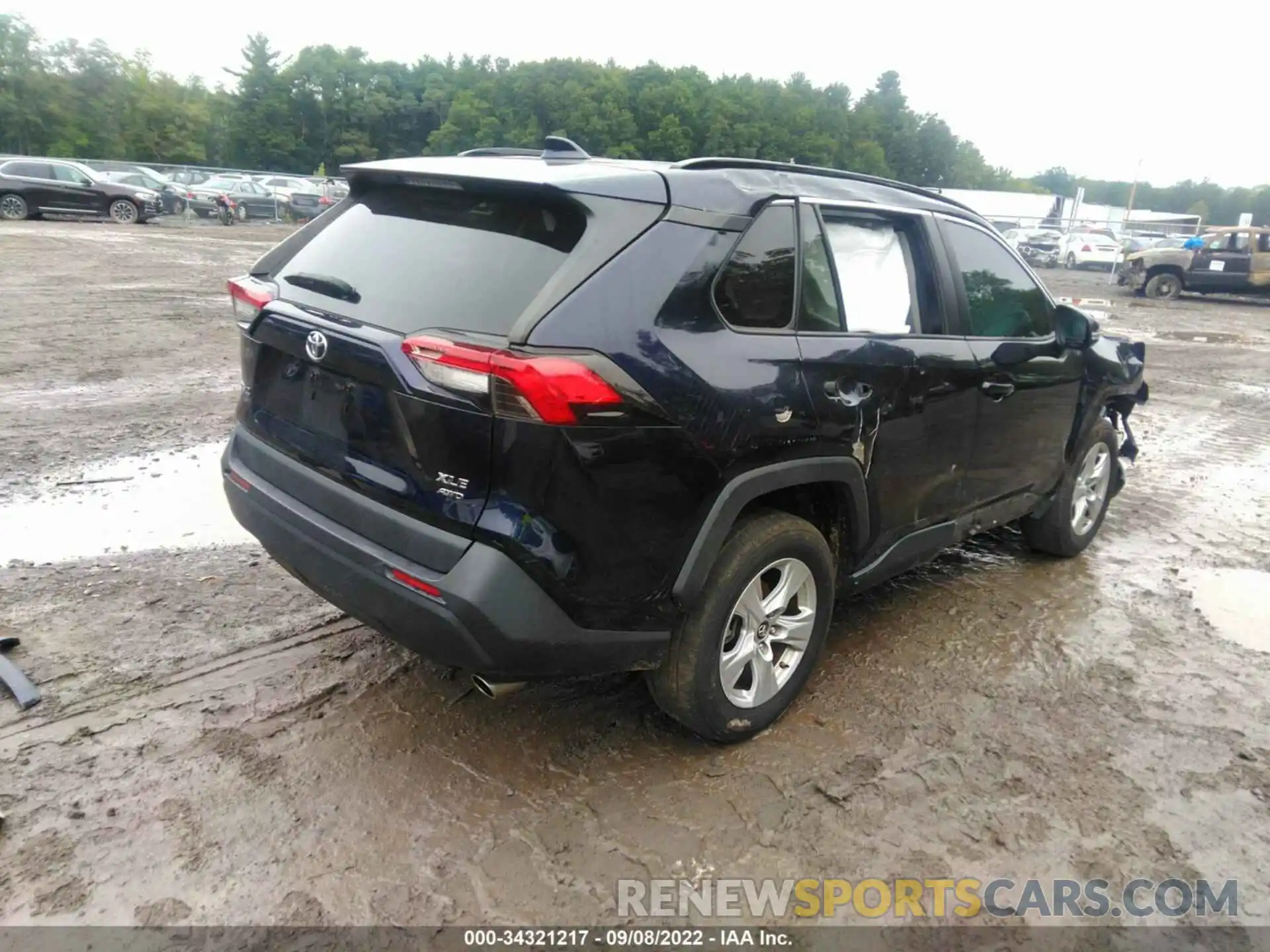 4 Photograph of a damaged car 2T3P1RFV5KC009019 TOYOTA RAV4 2019