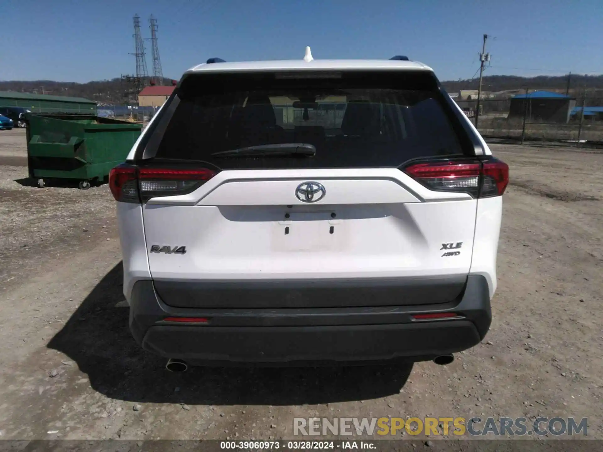 17 Photograph of a damaged car 2T3P1RFV5KC009313 TOYOTA RAV4 2019