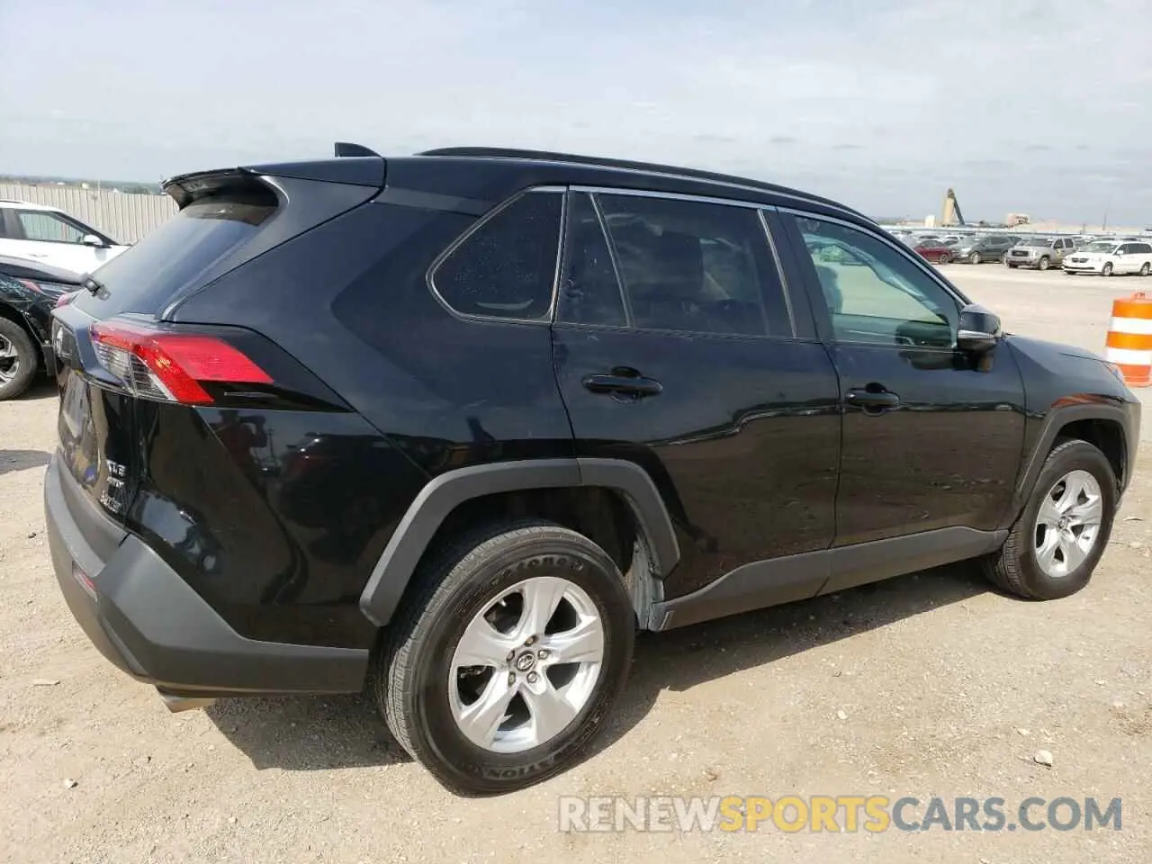 3 Photograph of a damaged car 2T3P1RFV5KC014463 TOYOTA RAV4 2019