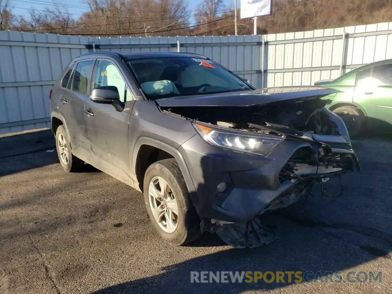 1 Photograph of a damaged car 2T3P1RFV5KC018562 TOYOTA RAV4 2019