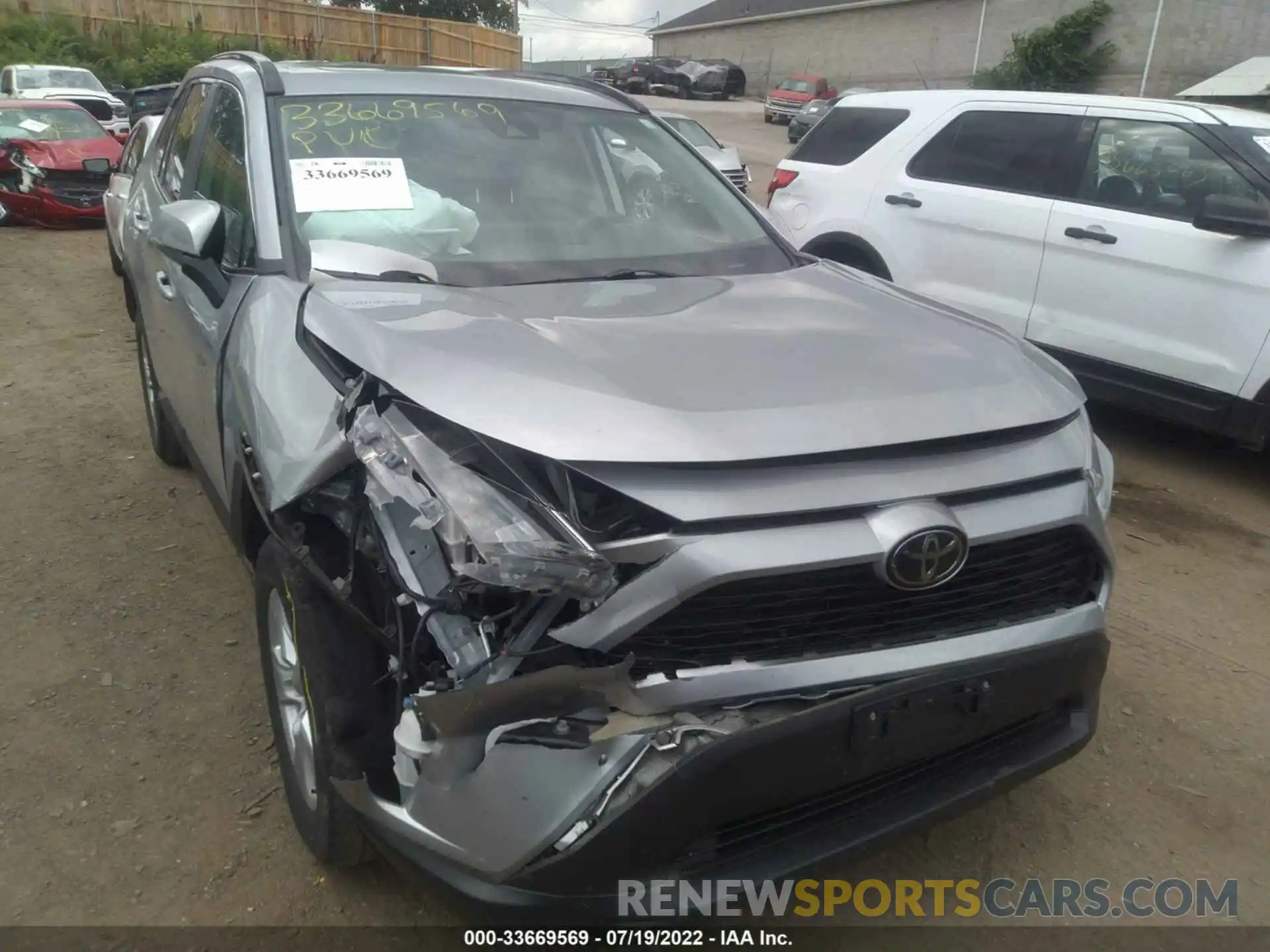 6 Photograph of a damaged car 2T3P1RFV5KC029643 TOYOTA RAV4 2019