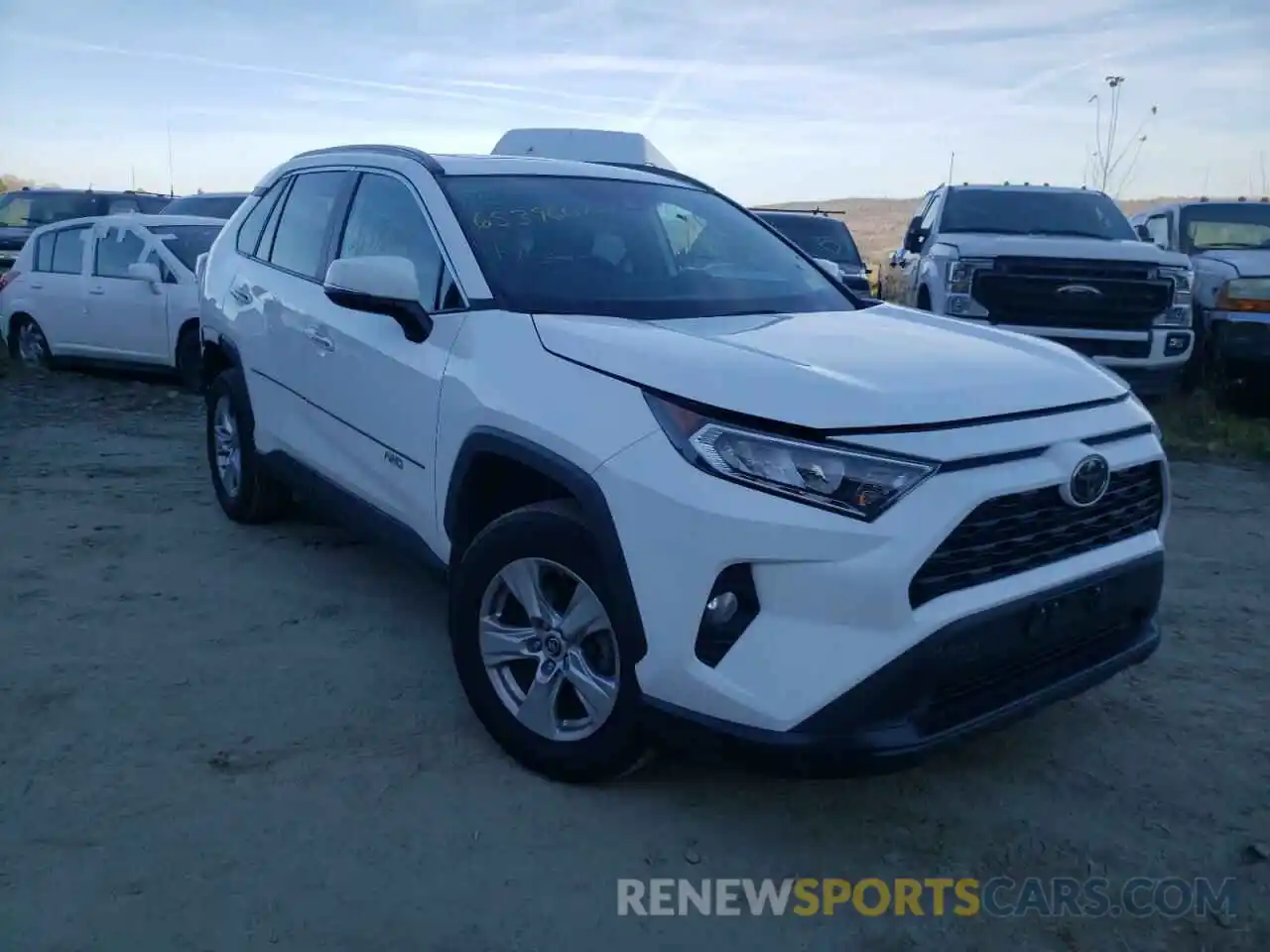 1 Photograph of a damaged car 2T3P1RFV5KC044868 TOYOTA RAV4 2019