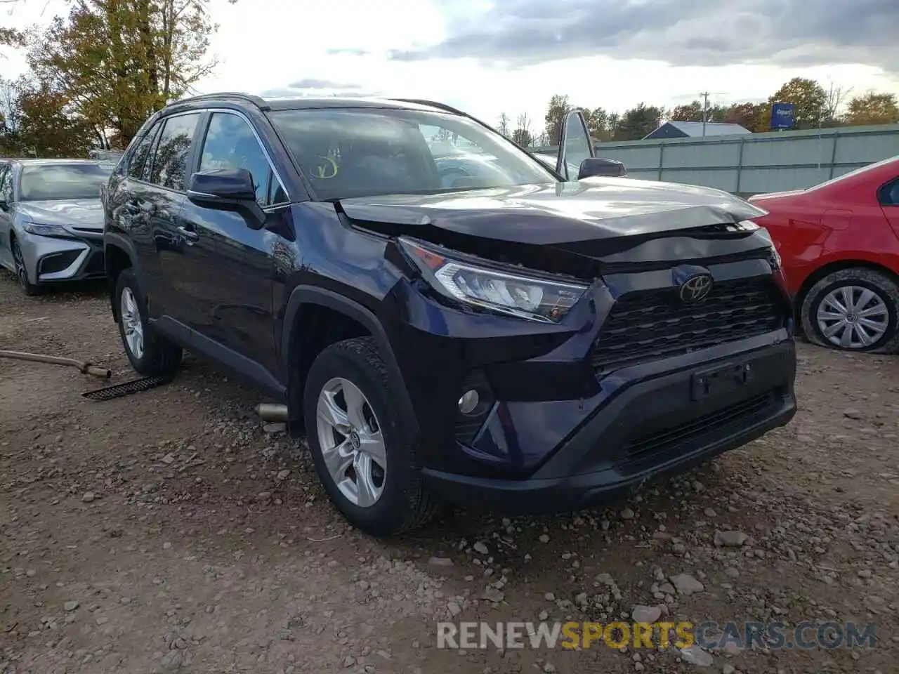 1 Photograph of a damaged car 2T3P1RFV5KC049049 TOYOTA RAV4 2019