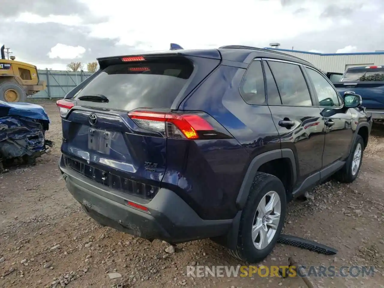 4 Photograph of a damaged car 2T3P1RFV5KC049049 TOYOTA RAV4 2019