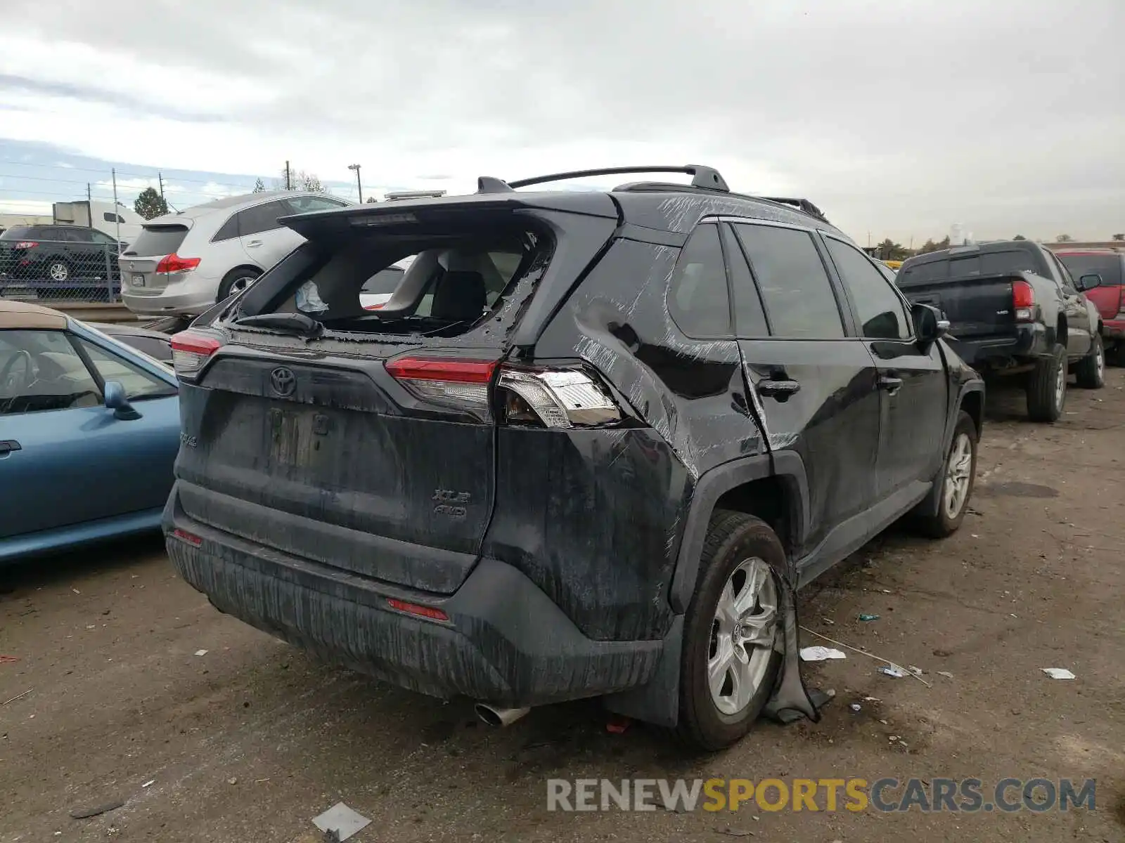 4 Photograph of a damaged car 2T3P1RFV5KC052436 TOYOTA RAV4 2019