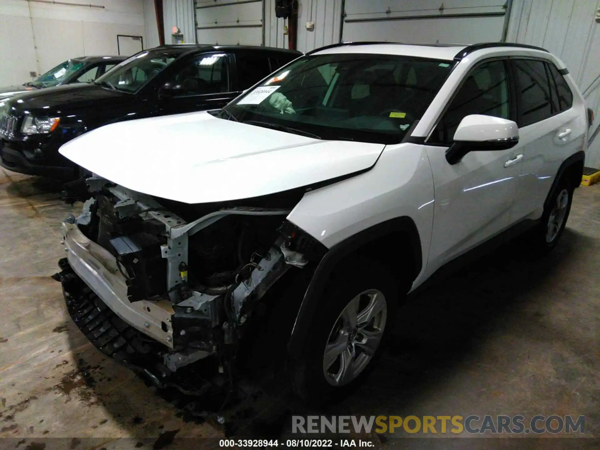 2 Photograph of a damaged car 2T3P1RFV5KW031763 TOYOTA RAV4 2019