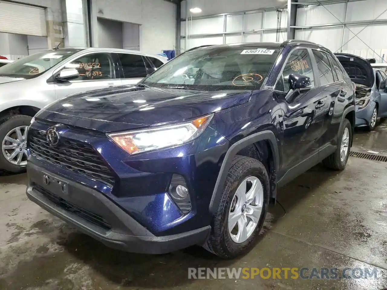 2 Photograph of a damaged car 2T3P1RFV5KW052645 TOYOTA RAV4 2019