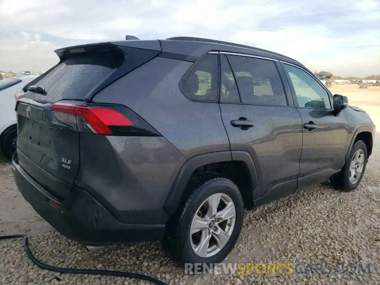 3 Photograph of a damaged car 2T3P1RFV5KW063001 TOYOTA RAV4 2019