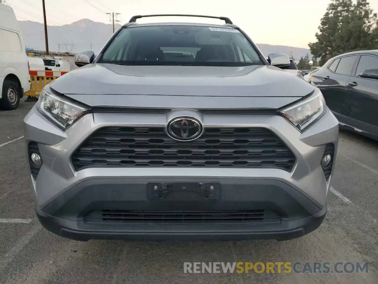 5 Photograph of a damaged car 2T3P1RFV6KC006954 TOYOTA RAV4 2019