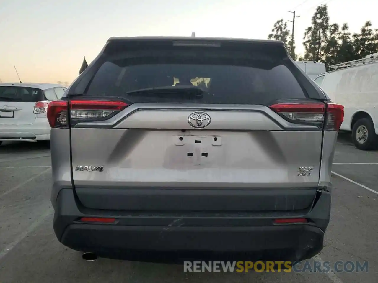 6 Photograph of a damaged car 2T3P1RFV6KC006954 TOYOTA RAV4 2019