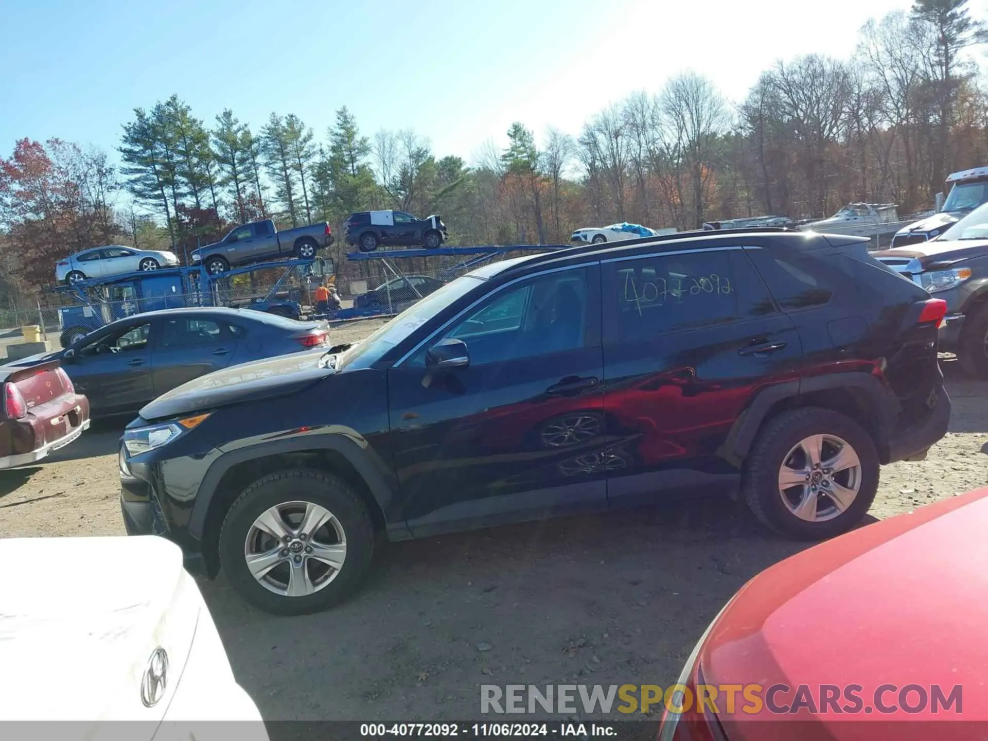 14 Photograph of a damaged car 2T3P1RFV6KC011295 TOYOTA RAV4 2019