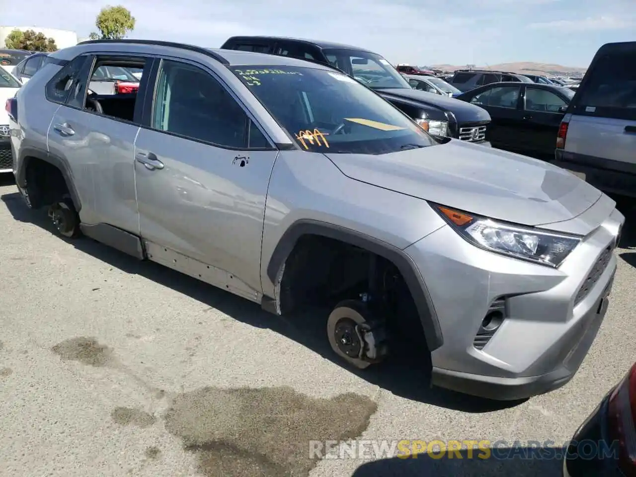 1 Photograph of a damaged car 2T3P1RFV6KC038884 TOYOTA RAV4 2019