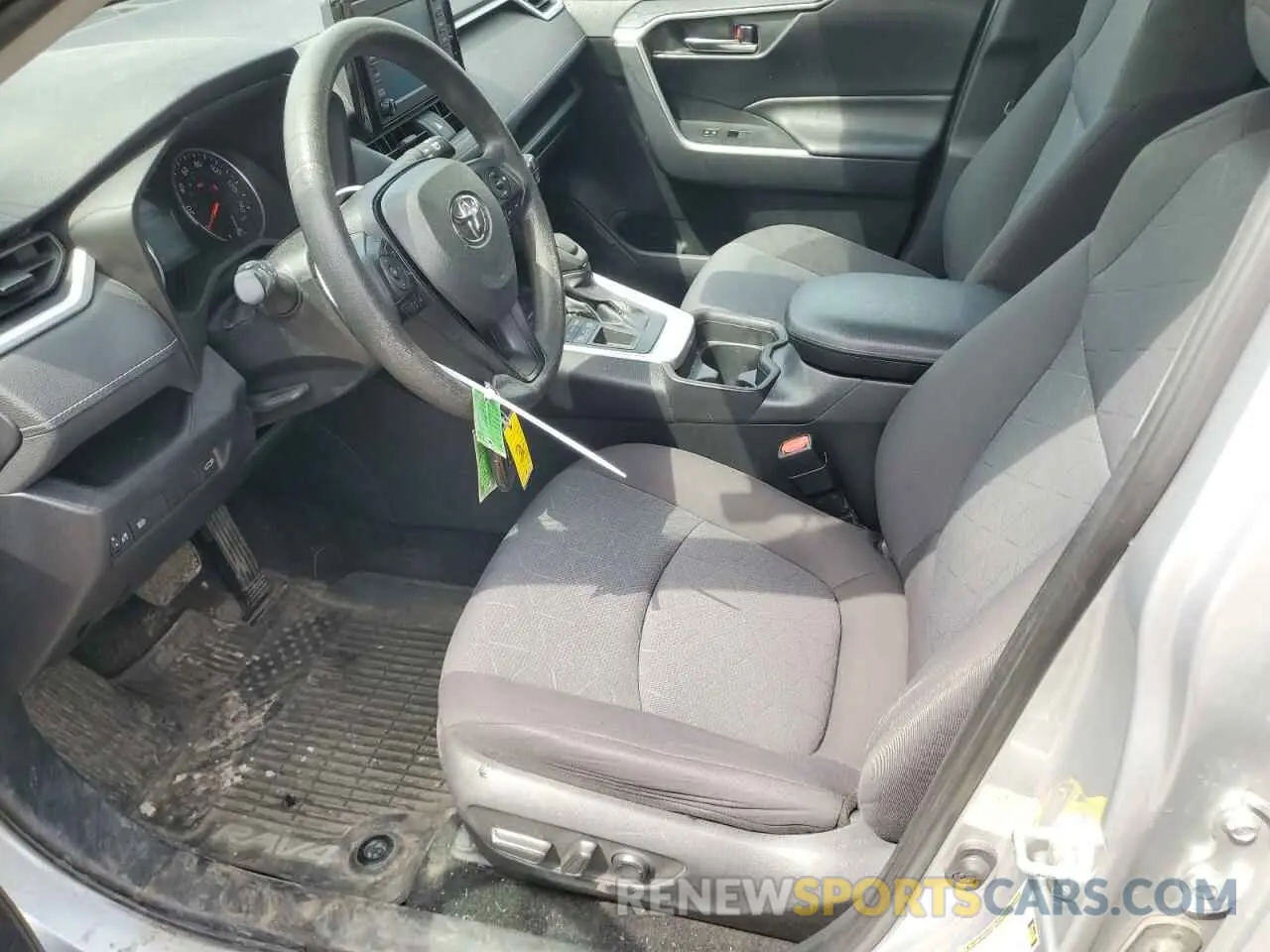 7 Photograph of a damaged car 2T3P1RFV6KW022134 TOYOTA RAV4 2019