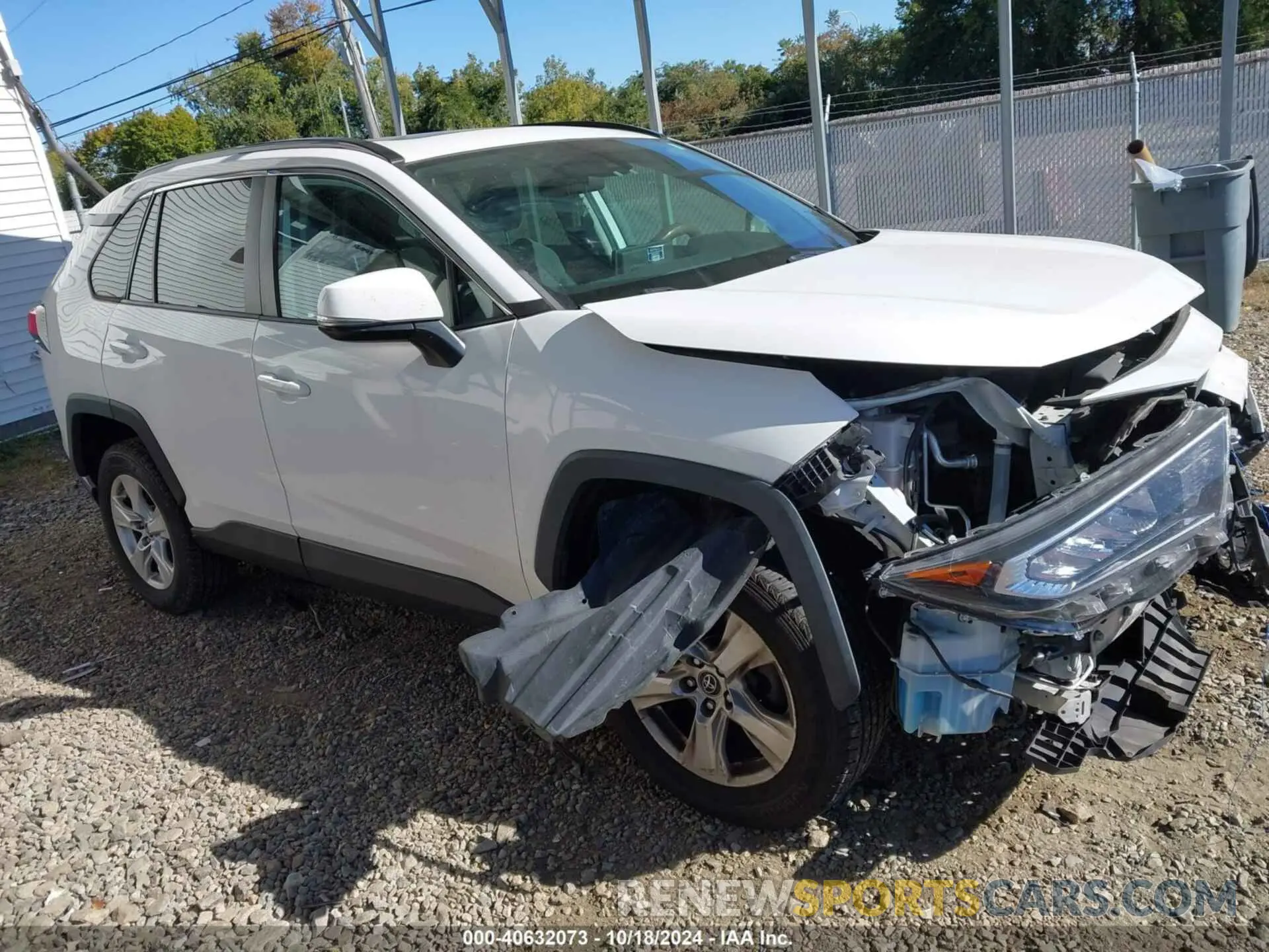 1 Photograph of a damaged car 2T3P1RFV6KW026426 TOYOTA RAV4 2019
