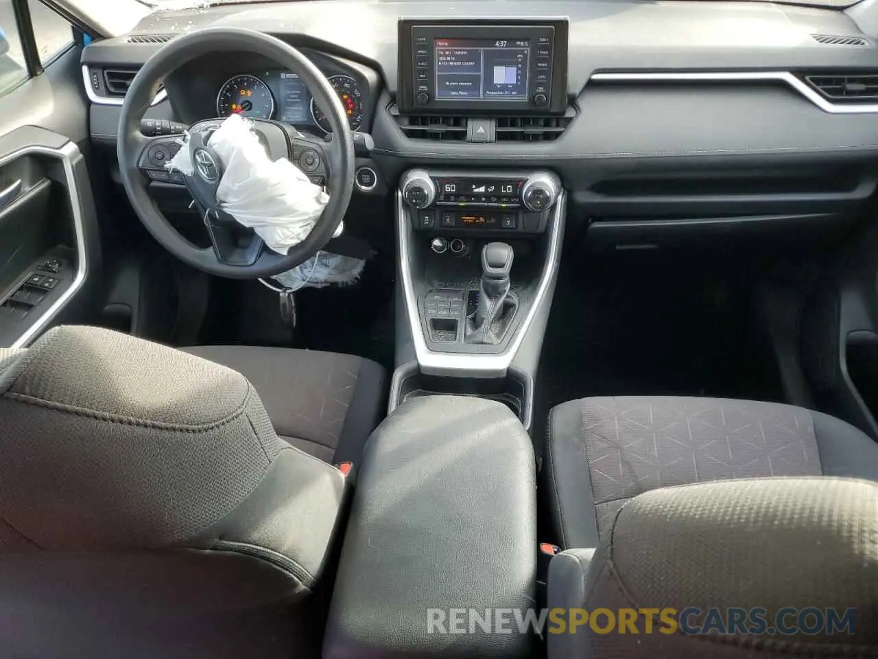8 Photograph of a damaged car 2T3P1RFV6KW062410 TOYOTA RAV4 2019