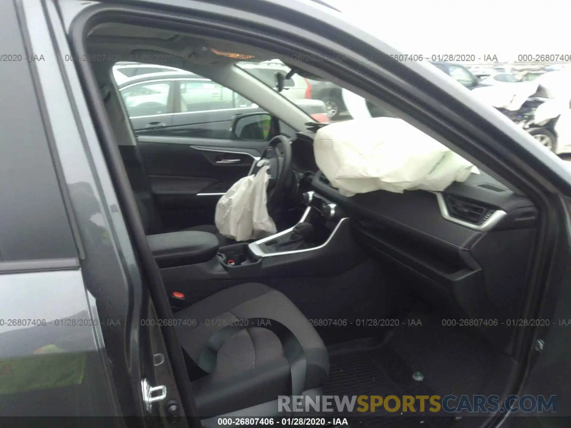 5 Photograph of a damaged car 2T3P1RFV6KW066411 TOYOTA RAV4 2019