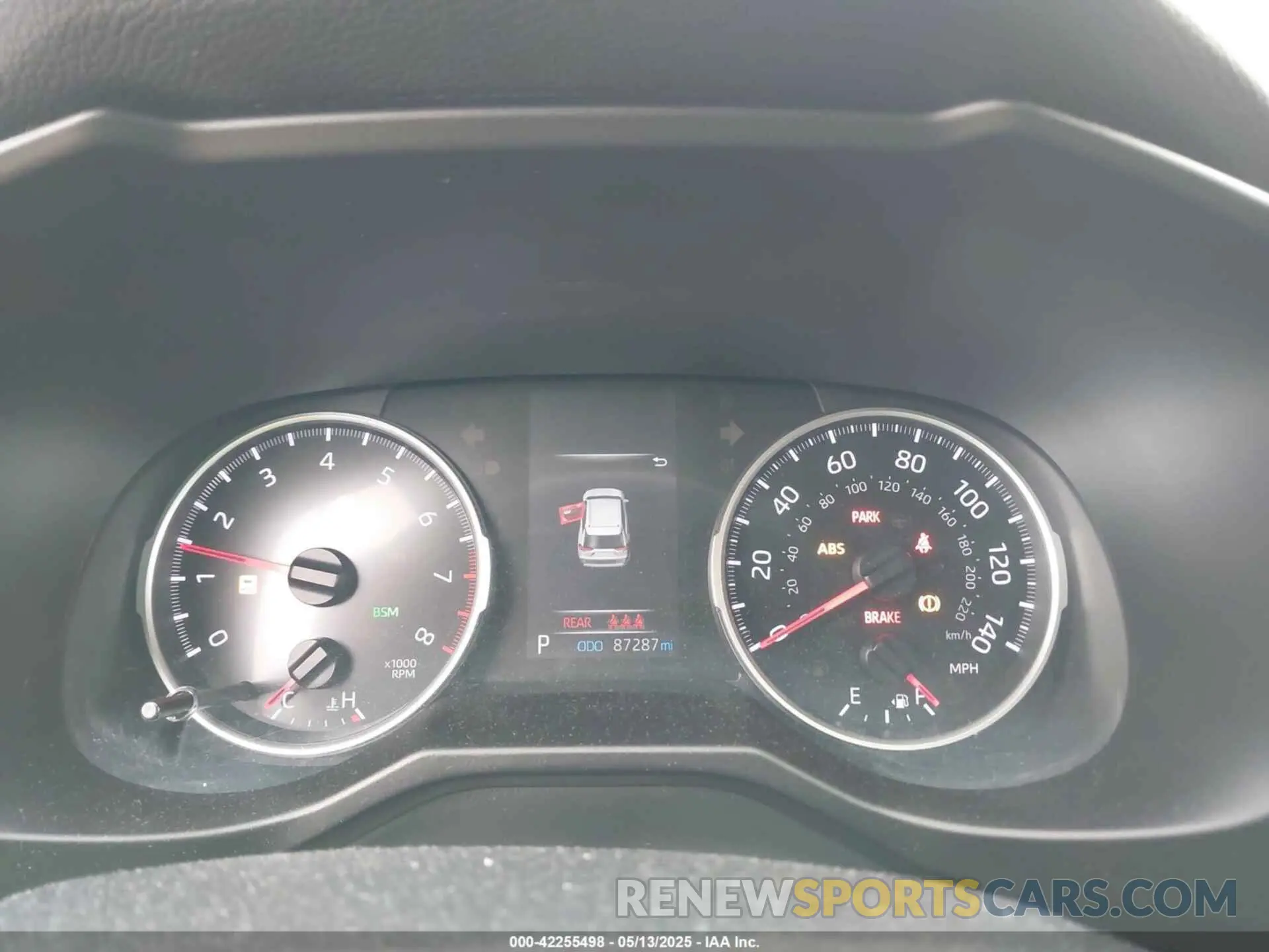 7 Photograph of a damaged car 2T3P1RFV6KW081863 TOYOTA RAV4 2019