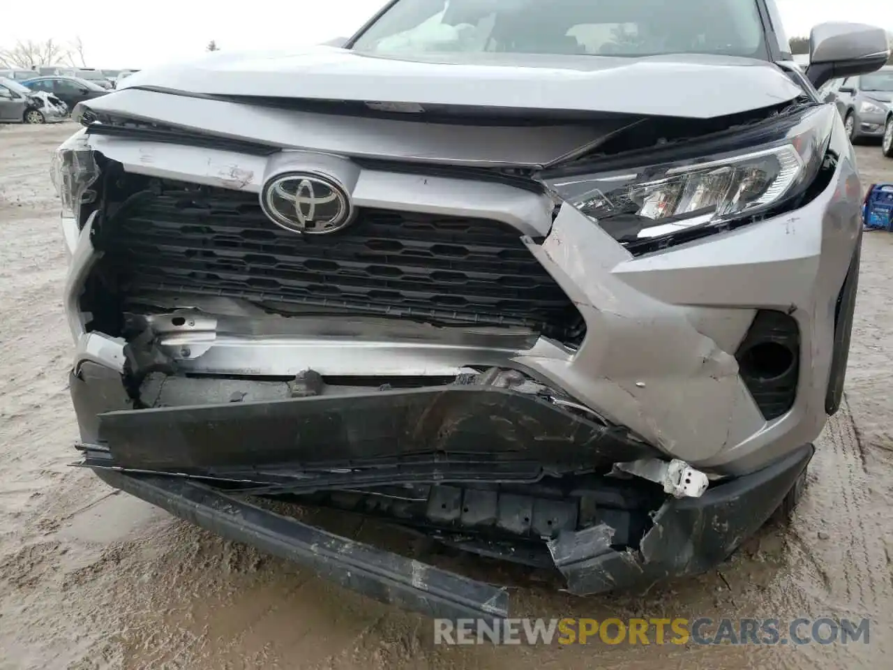 9 Photograph of a damaged car 2T3P1RFV7KC006932 TOYOTA RAV4 2019