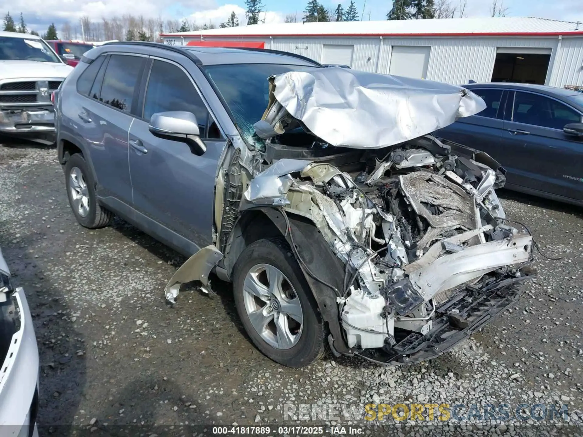 1 Photograph of a damaged car 2T3P1RFV7KC011659 TOYOTA RAV4 2019