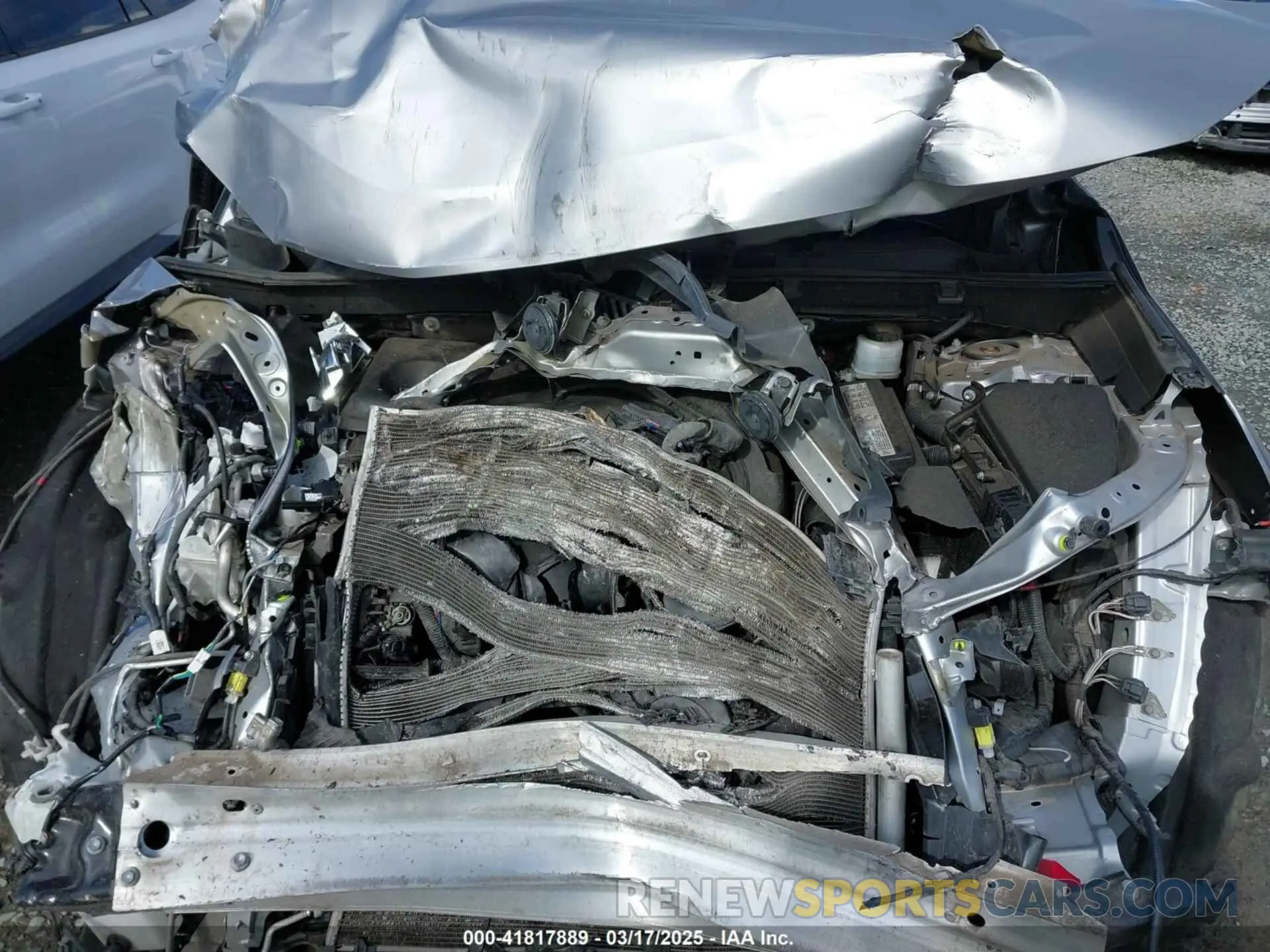 10 Photograph of a damaged car 2T3P1RFV7KC011659 TOYOTA RAV4 2019