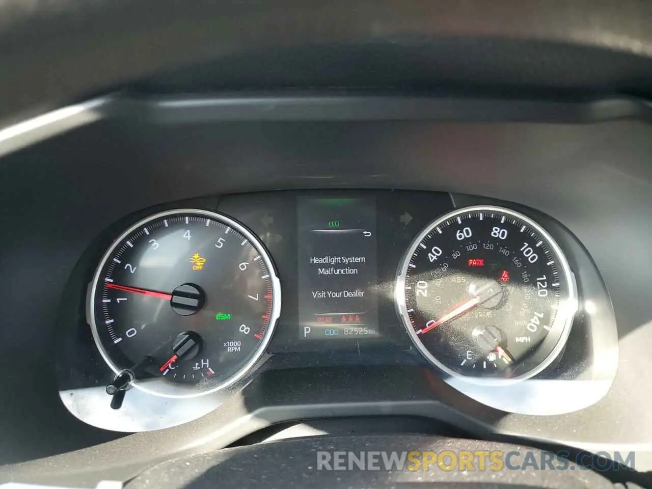 9 Photograph of a damaged car 2T3P1RFV7KC018935 TOYOTA RAV4 2019