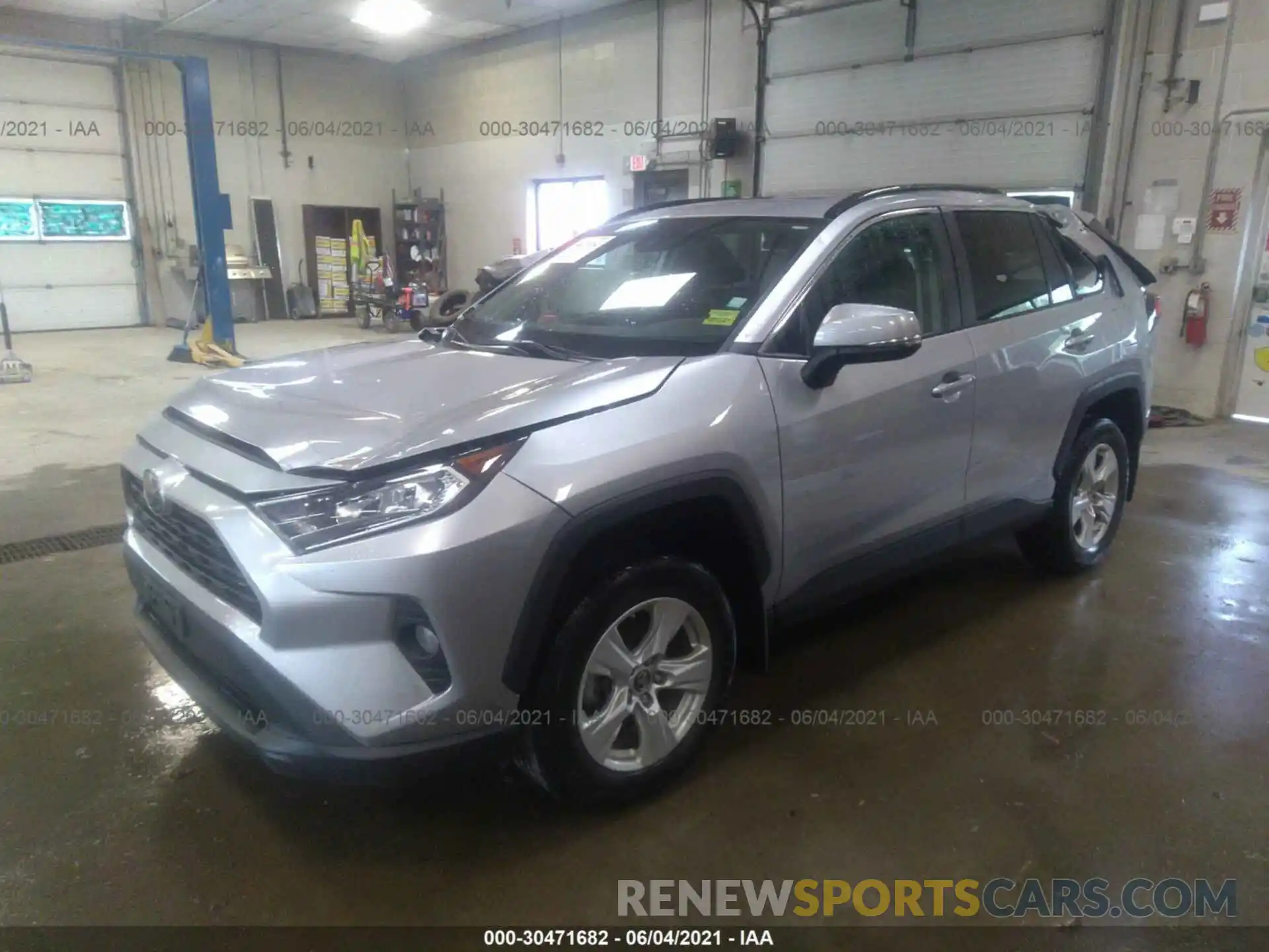 2 Photograph of a damaged car 2T3P1RFV7KC024556 TOYOTA RAV4 2019