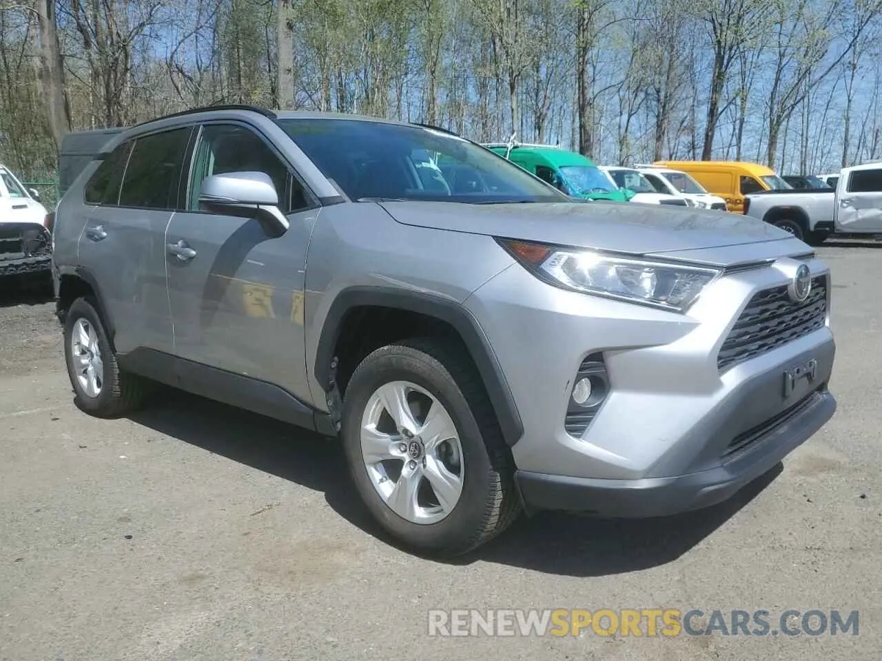 4 Photograph of a damaged car 2T3P1RFV7KC035816 TOYOTA RAV4 2019