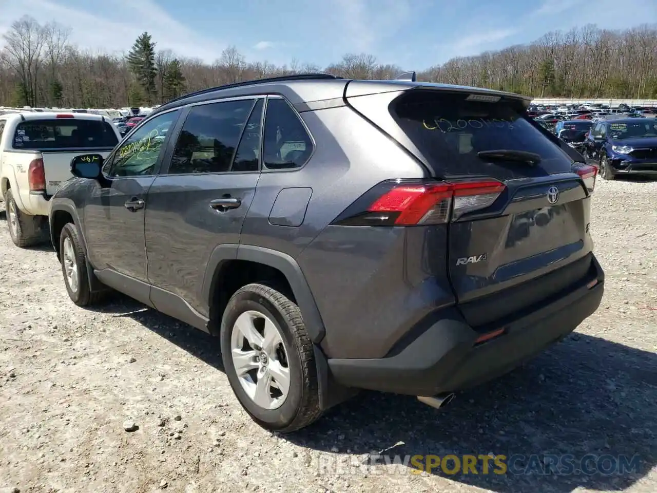 3 Photograph of a damaged car 2T3P1RFV7KC047612 TOYOTA RAV4 2019