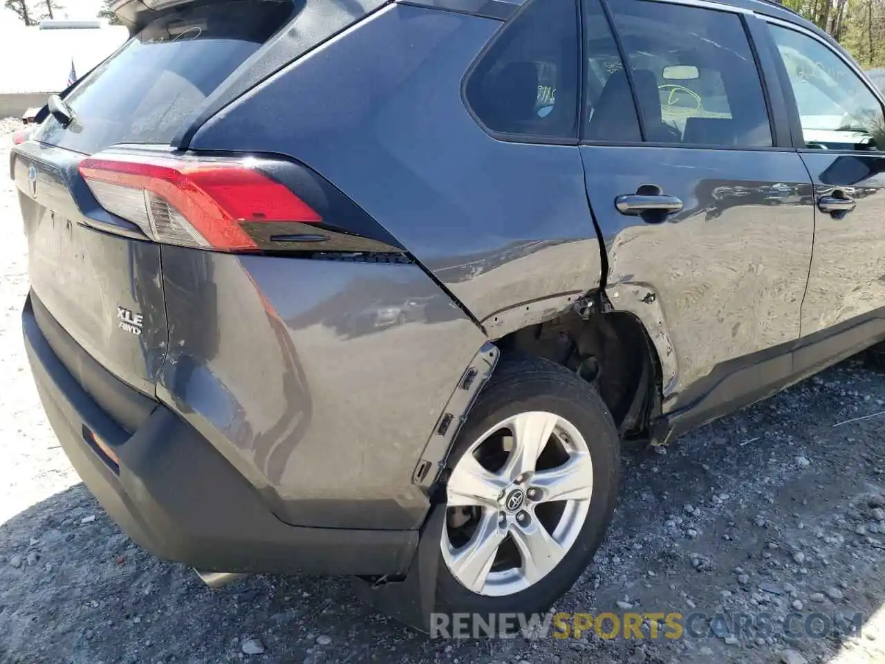 9 Photograph of a damaged car 2T3P1RFV7KC047612 TOYOTA RAV4 2019