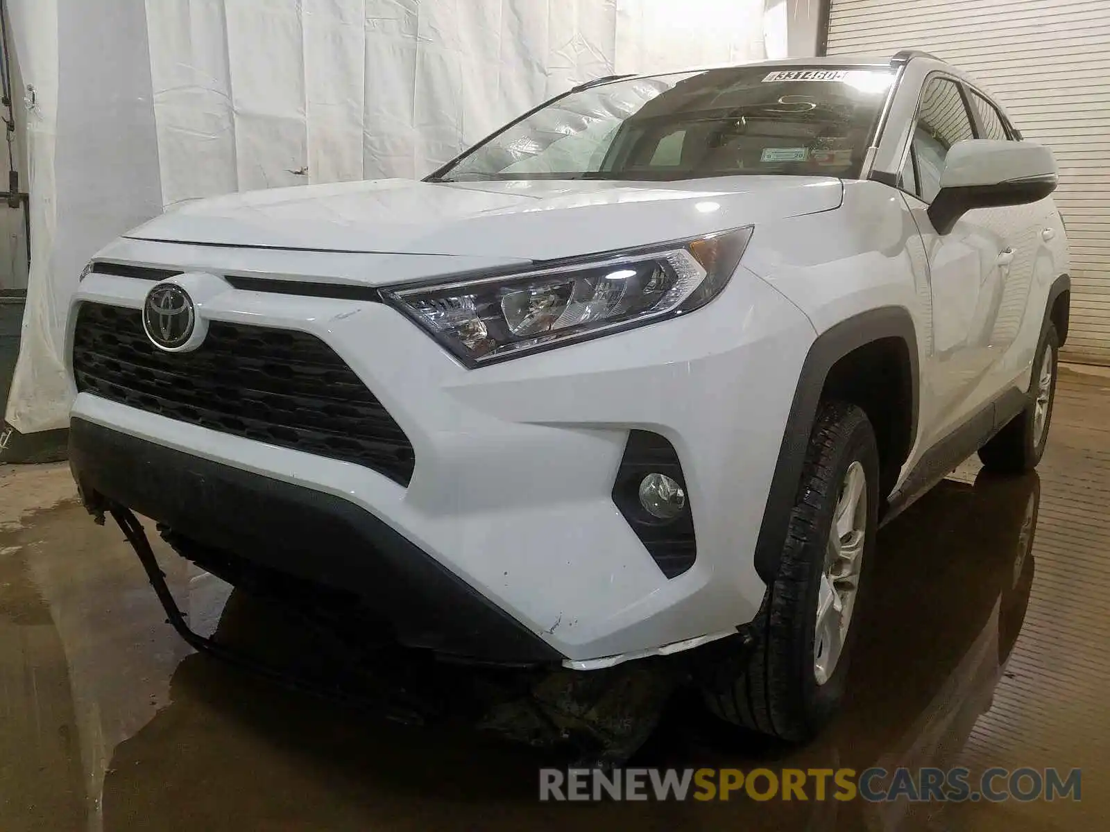 2 Photograph of a damaged car 2T3P1RFV7KW028010 TOYOTA RAV4 2019