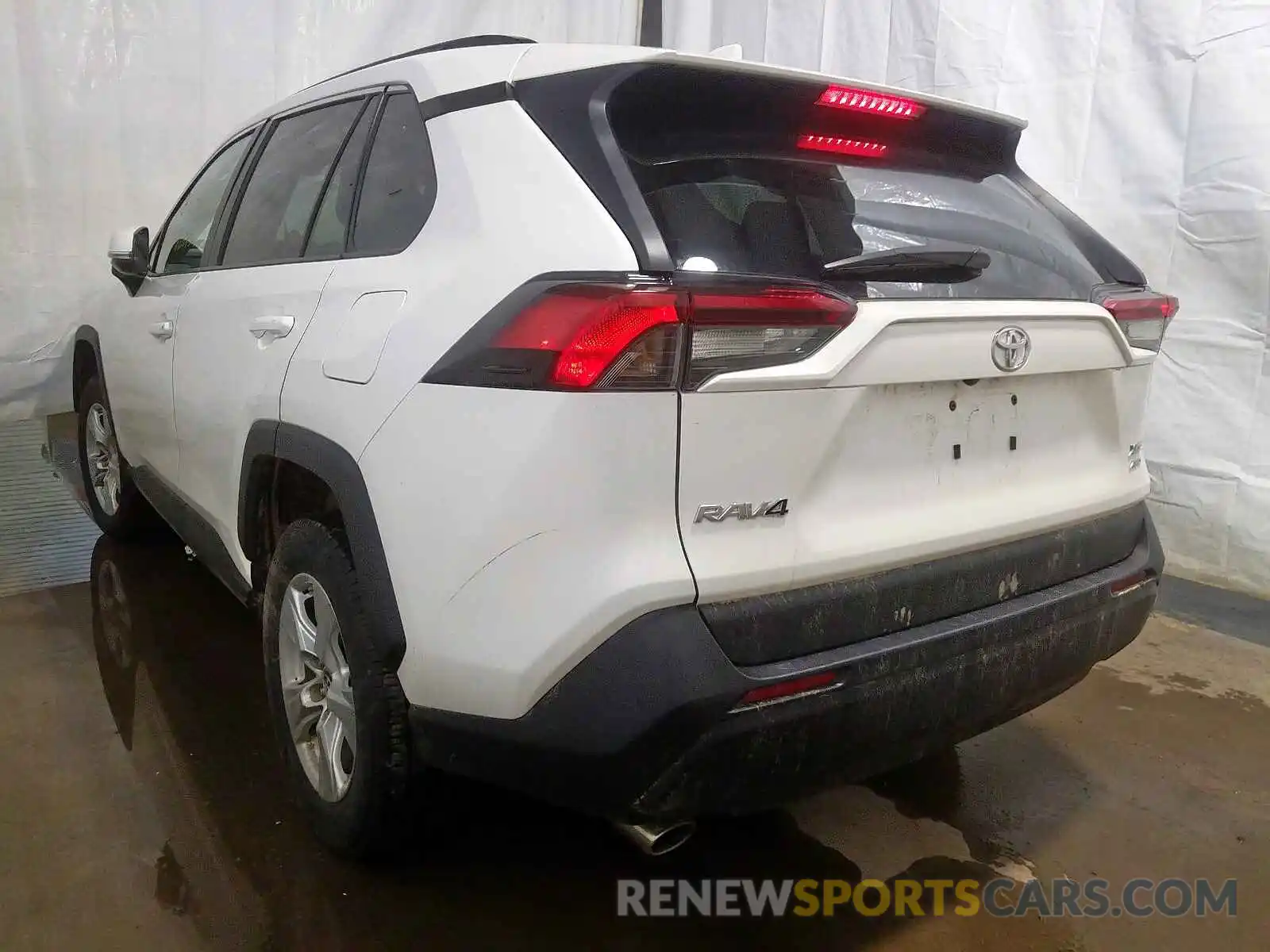 3 Photograph of a damaged car 2T3P1RFV7KW028010 TOYOTA RAV4 2019