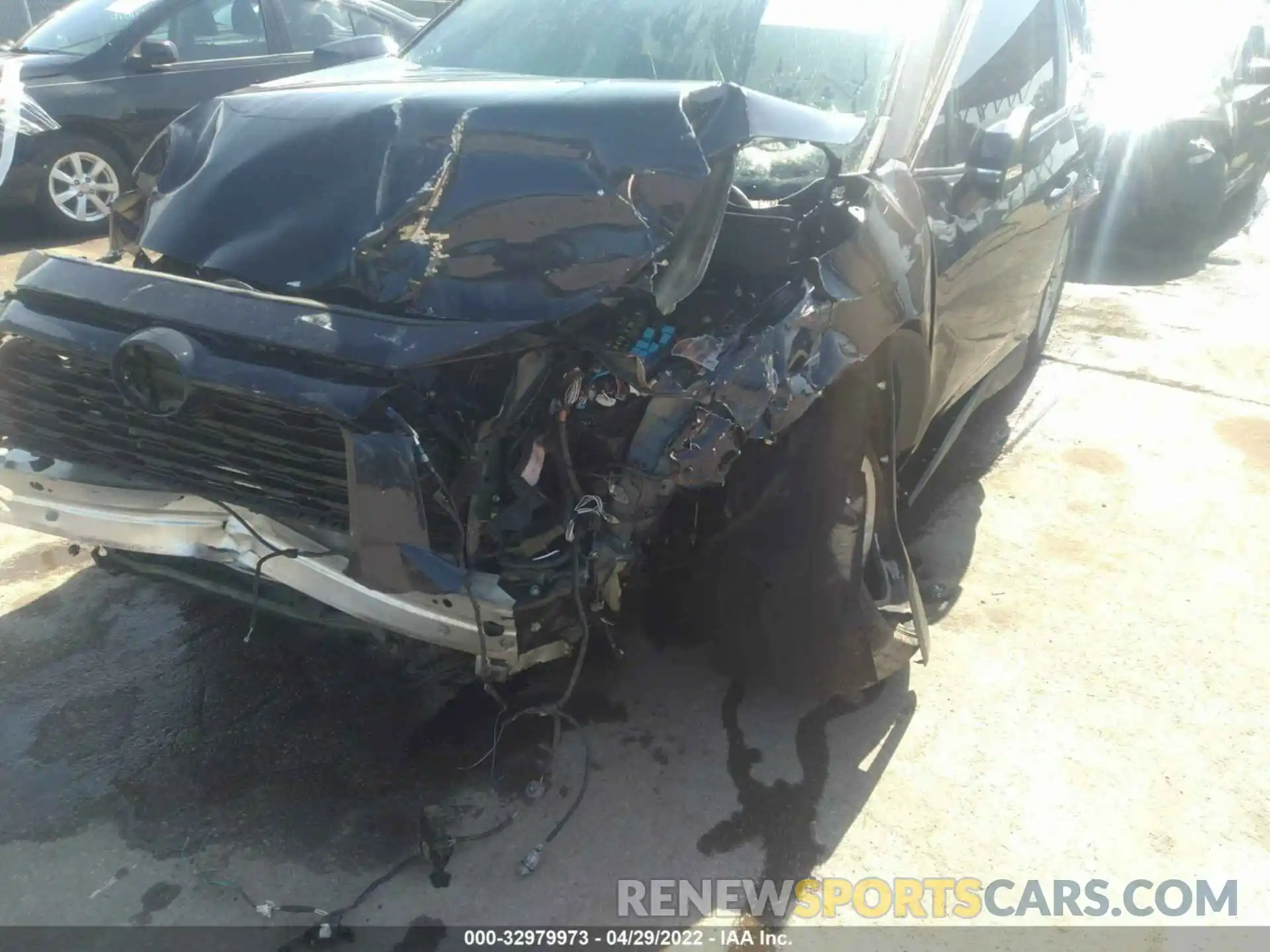 6 Photograph of a damaged car 2T3P1RFV7KW051383 TOYOTA RAV4 2019