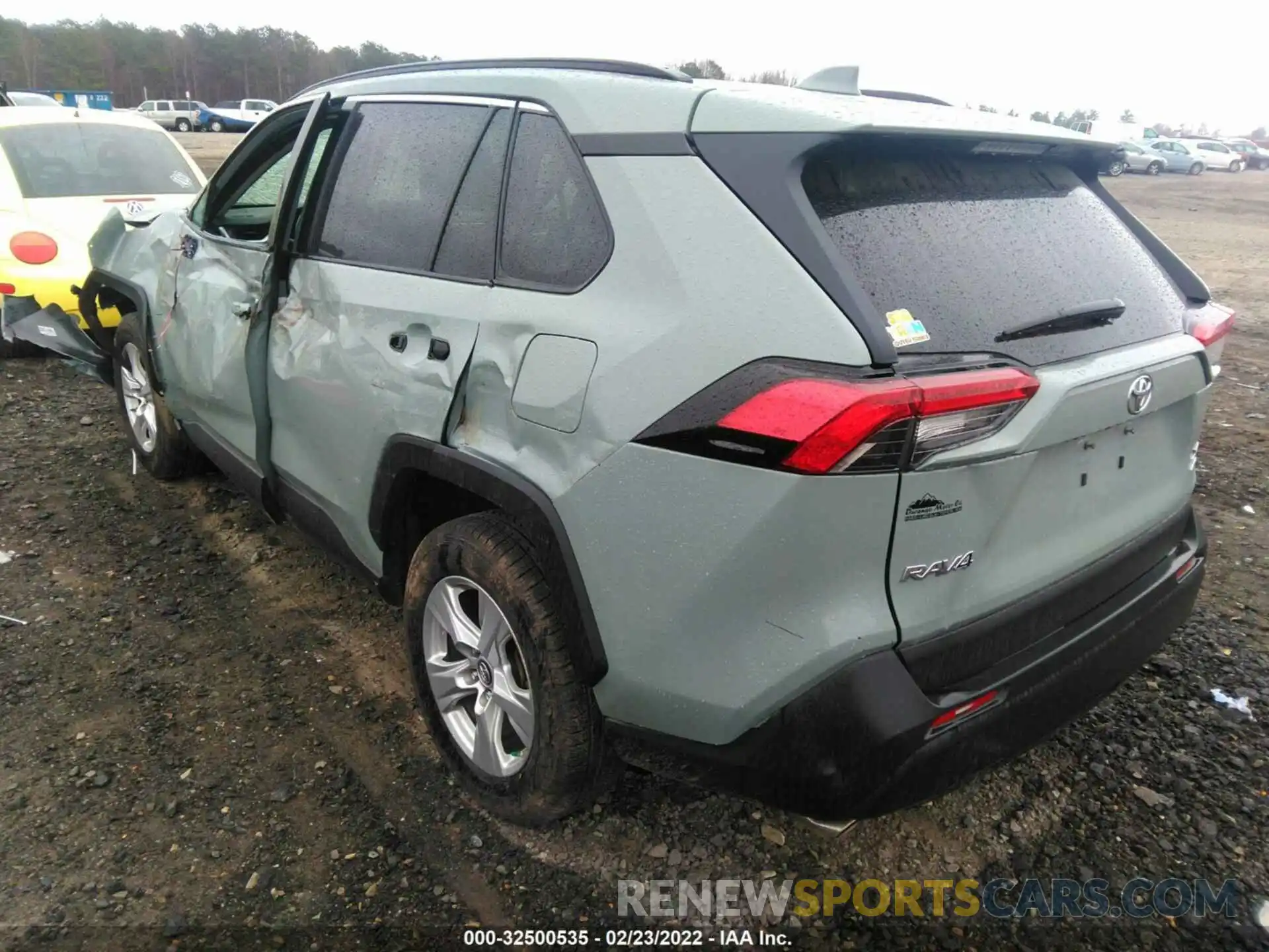 3 Photograph of a damaged car 2T3P1RFV7KW056079 TOYOTA RAV4 2019