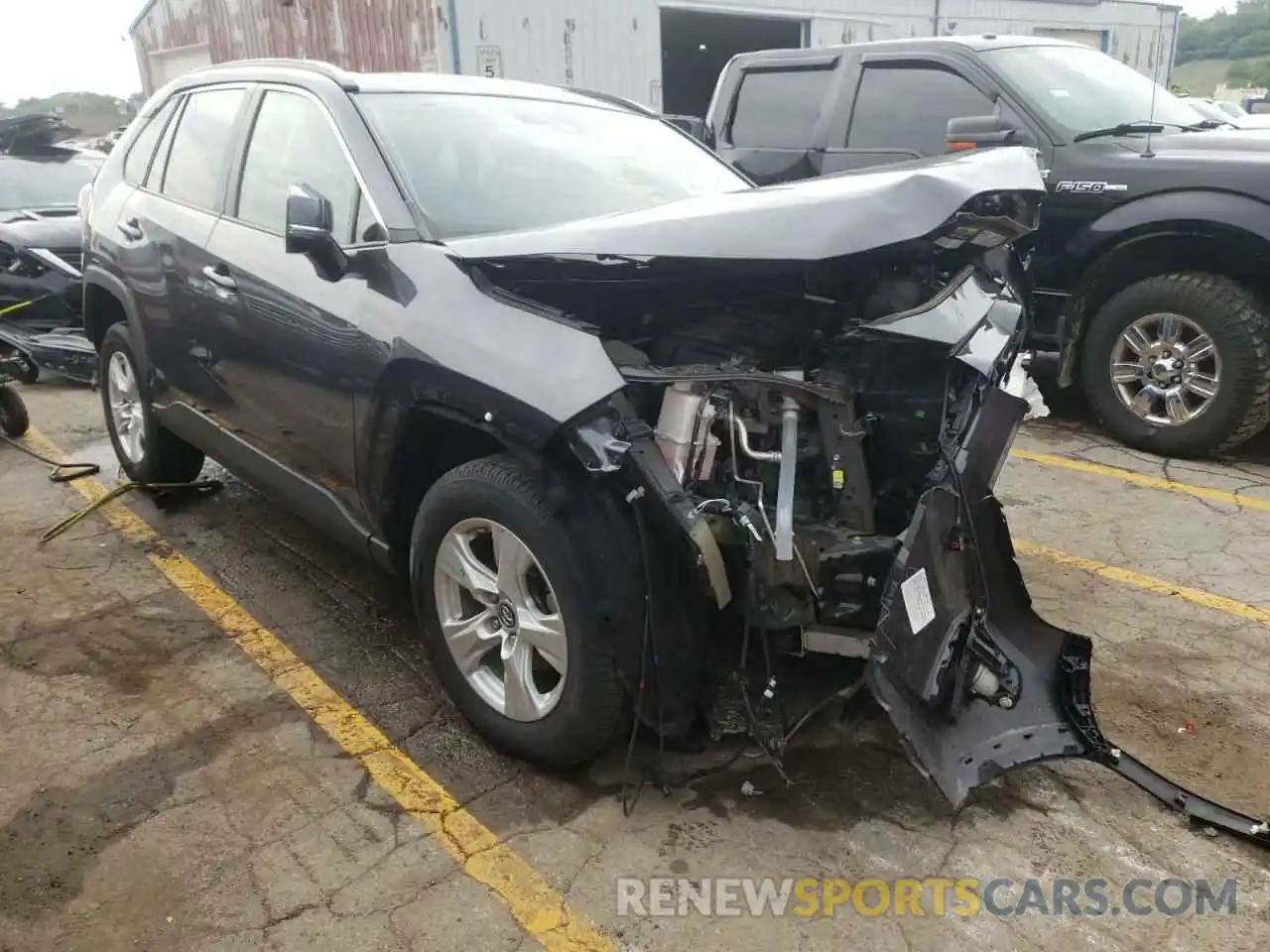 1 Photograph of a damaged car 2T3P1RFV7KW078261 TOYOTA RAV4 2019