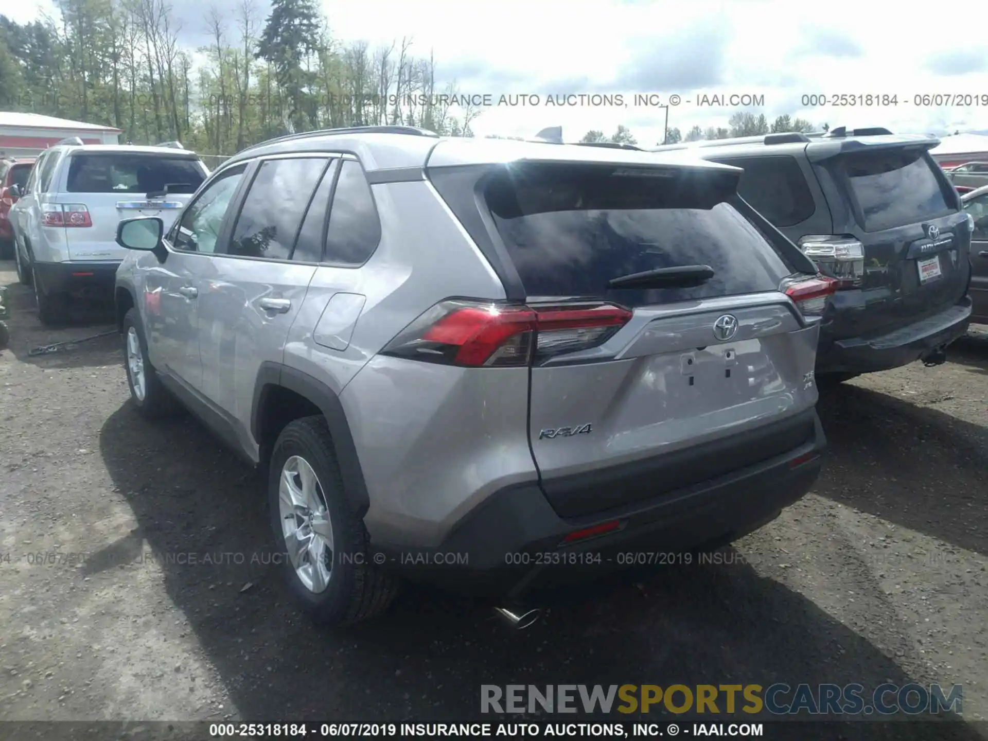 3 Photograph of a damaged car 2T3P1RFV8KC002937 TOYOTA RAV4 2019