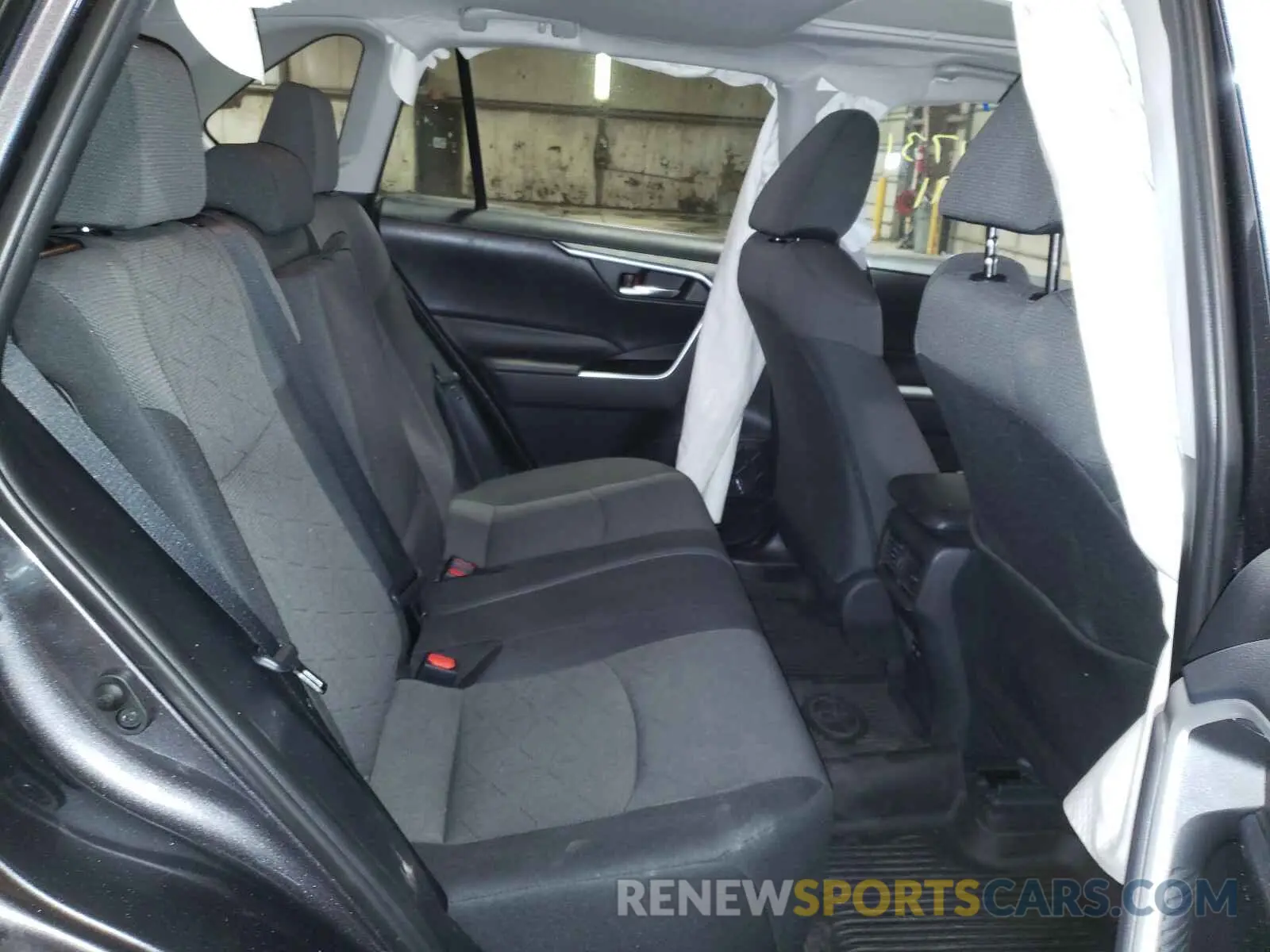 6 Photograph of a damaged car 2T3P1RFV8KC008429 TOYOTA RAV4 2019