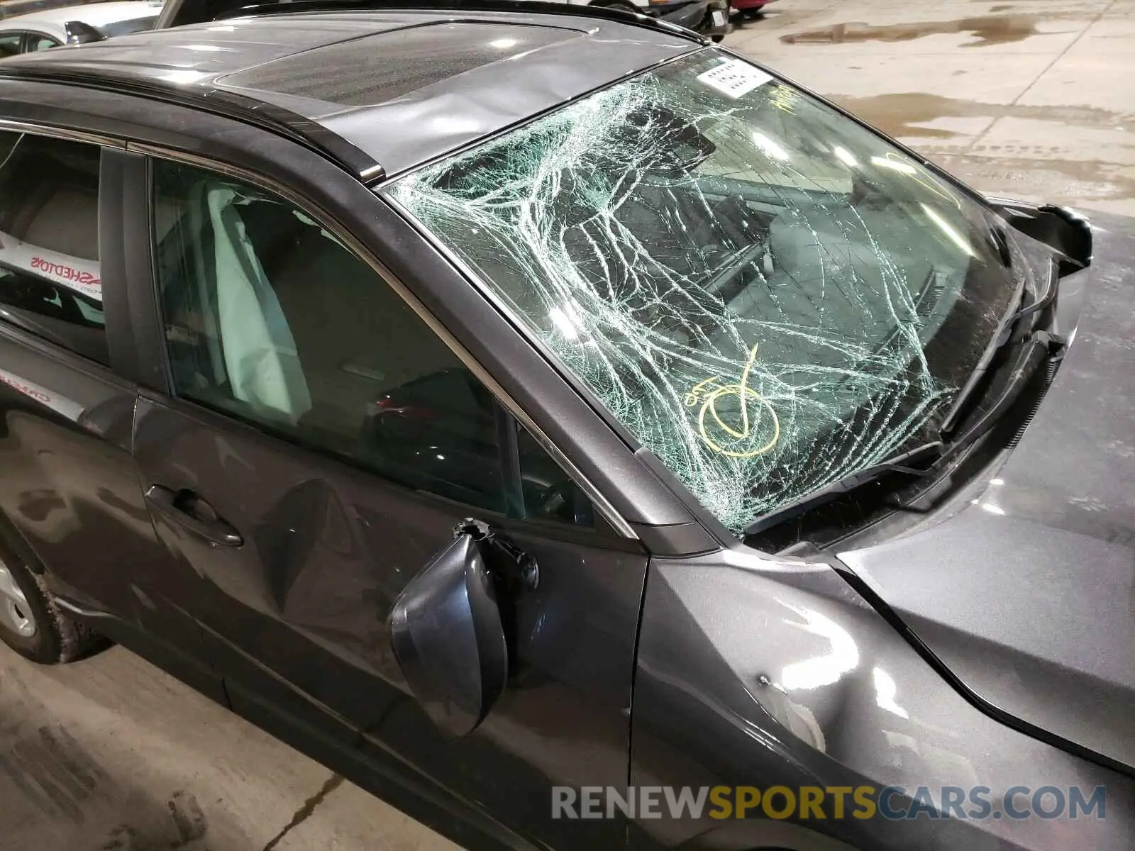 9 Photograph of a damaged car 2T3P1RFV8KC008429 TOYOTA RAV4 2019