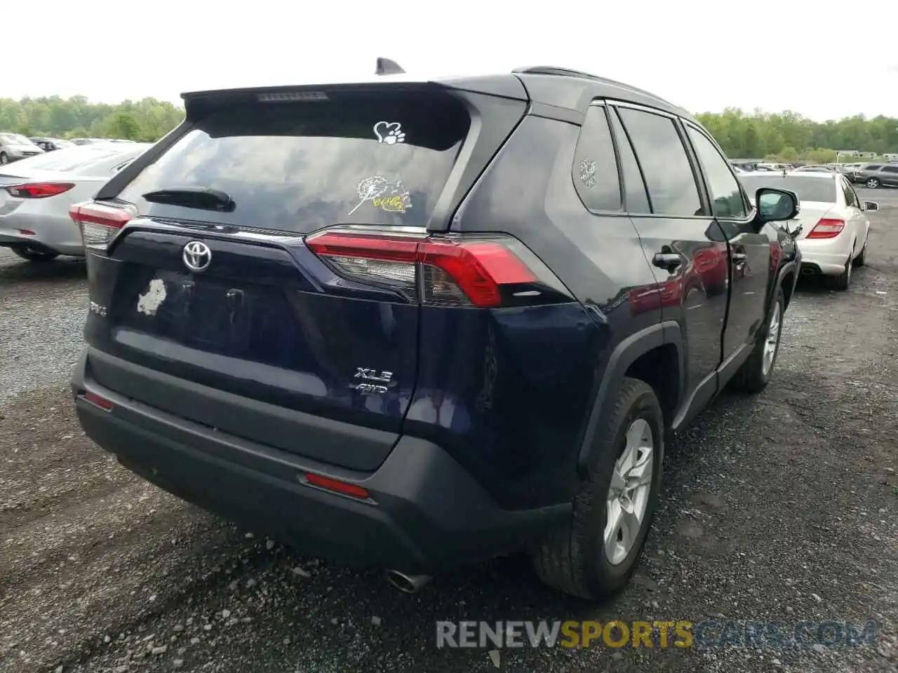 4 Photograph of a damaged car 2T3P1RFV8KC019513 TOYOTA RAV4 2019